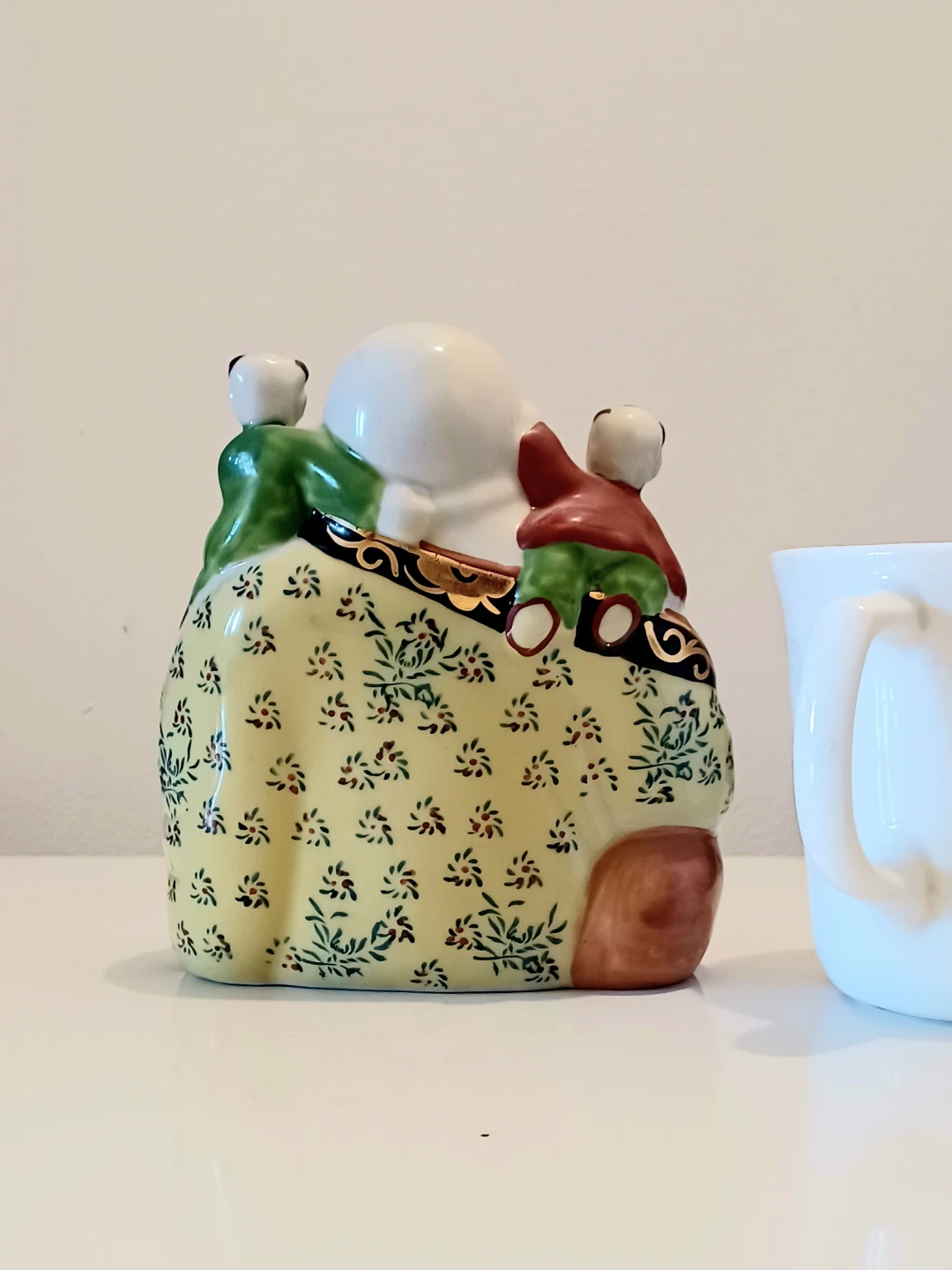 Vtg. Hand Painted Buddha With Children Statuette - photo 5