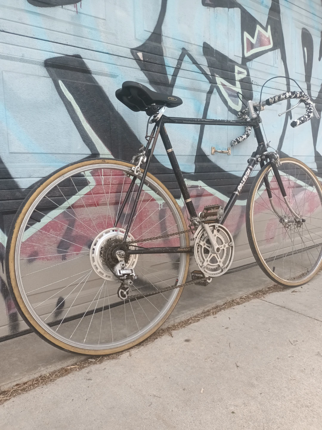 Raleigh Road Bike - photo 4