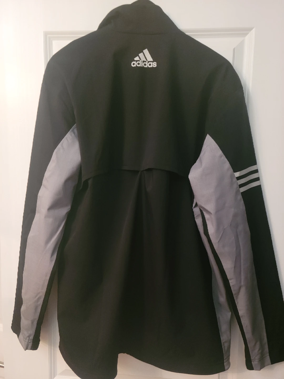 Adidas Golf 2 layer Rain Jacket .Medium.BN - photo 3