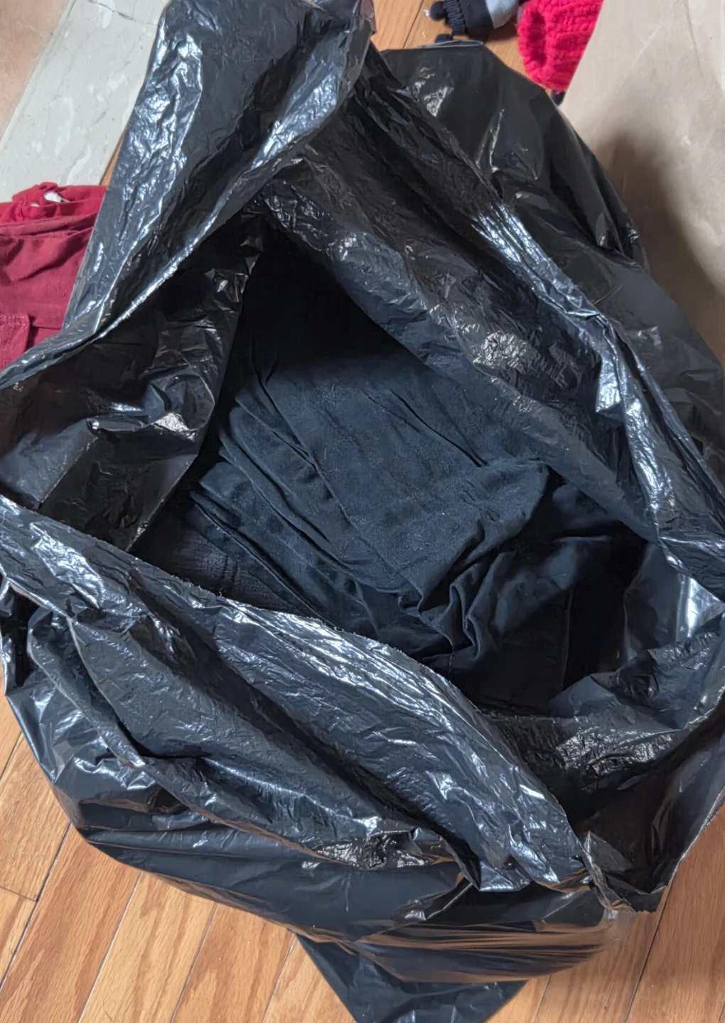 Huge bag of pants/bottoms - Sizes M-small