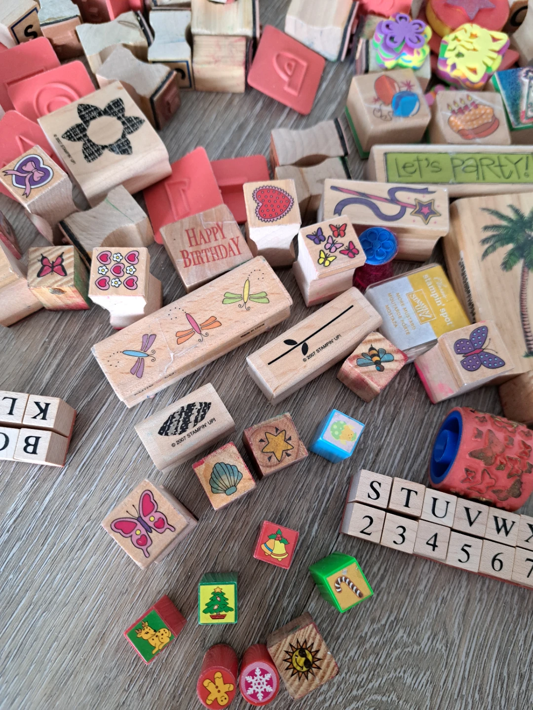 Assorted Craft Stamps and Ink Pads - photo 4