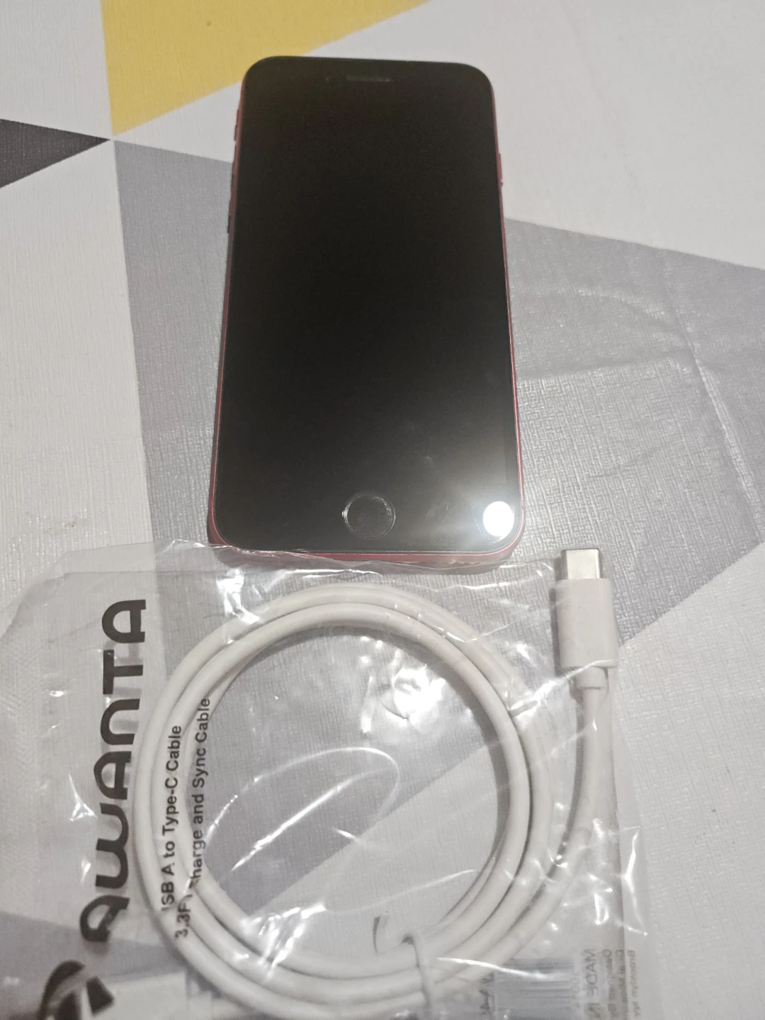 Apple iPhone SE 3 A2595 64GB Red Unlocked - photo 3