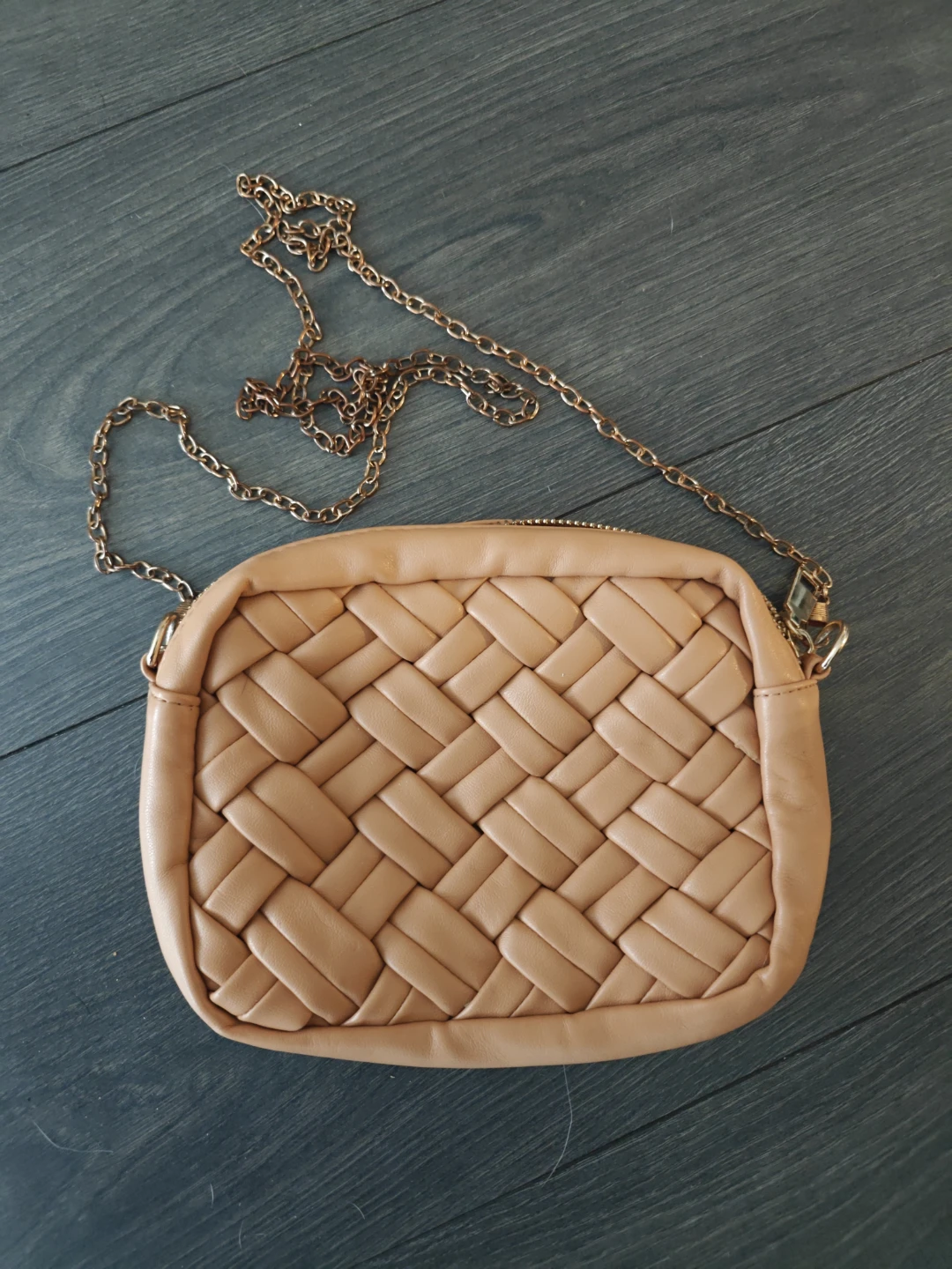 Light brown Chain Crossbody Bag