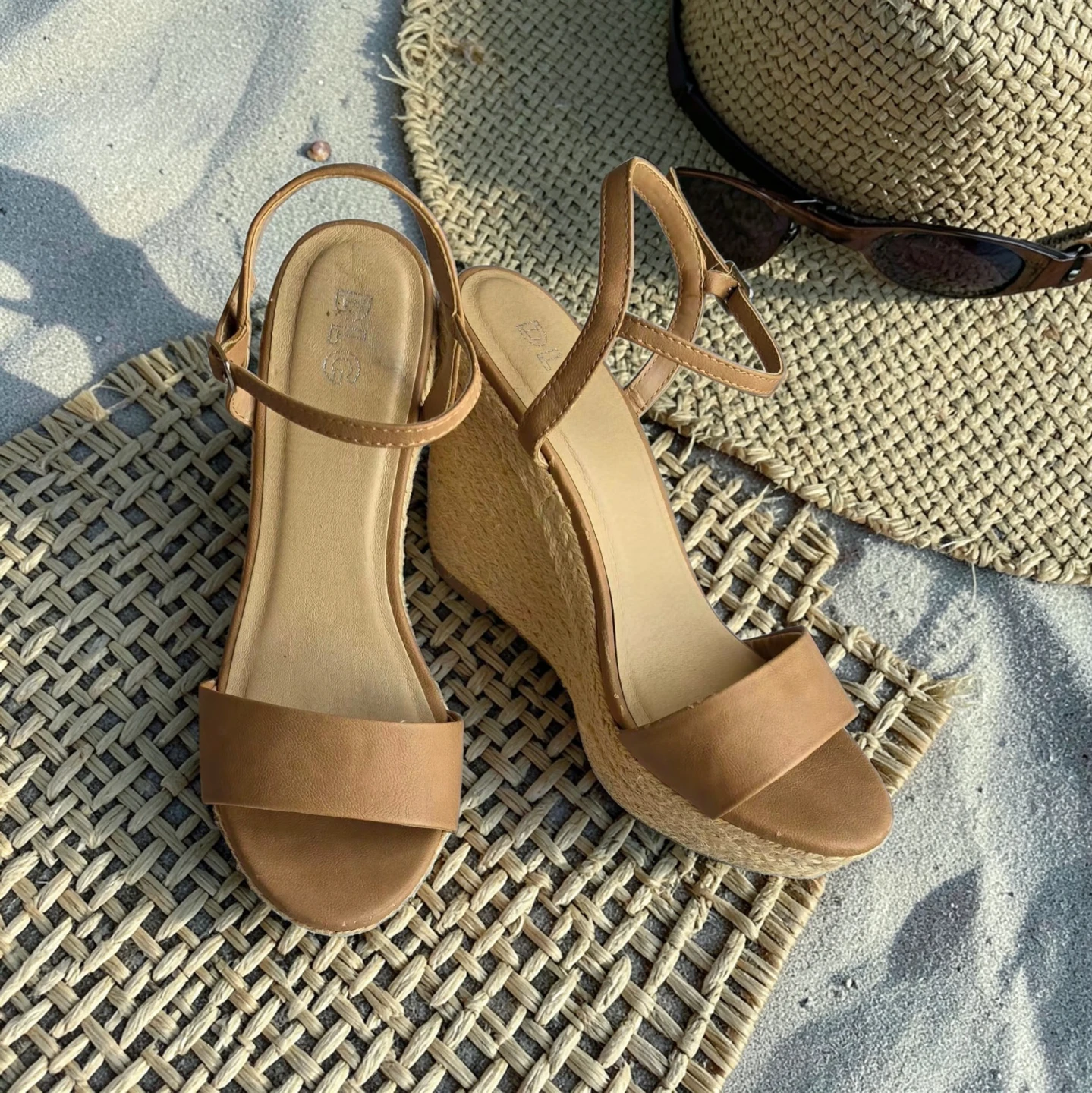 Women's Summer Outfit: Dress  strapless & Matching Wedge Sandals