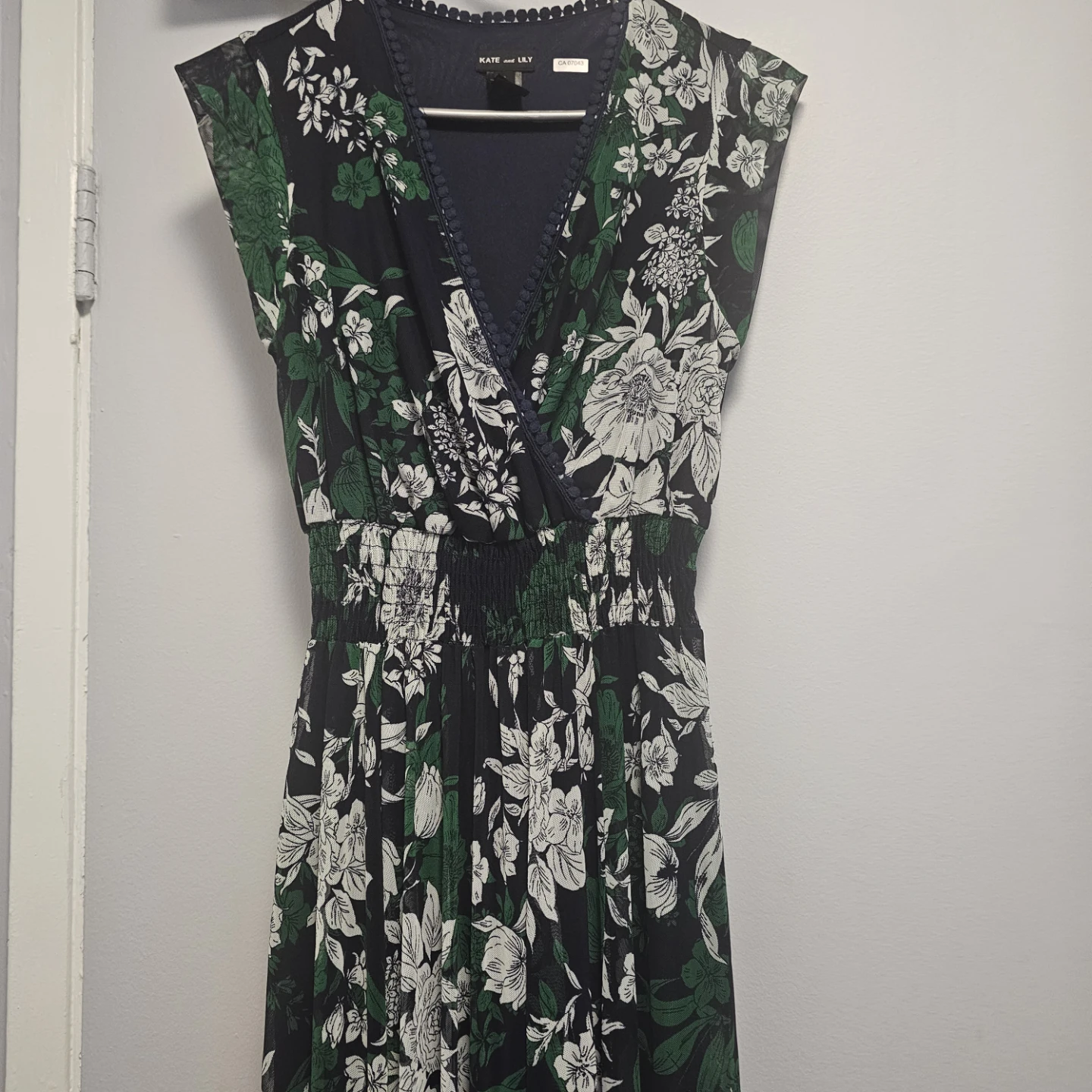 KATE AND LILY Floral Maxi Dress Size 6 - photo 3