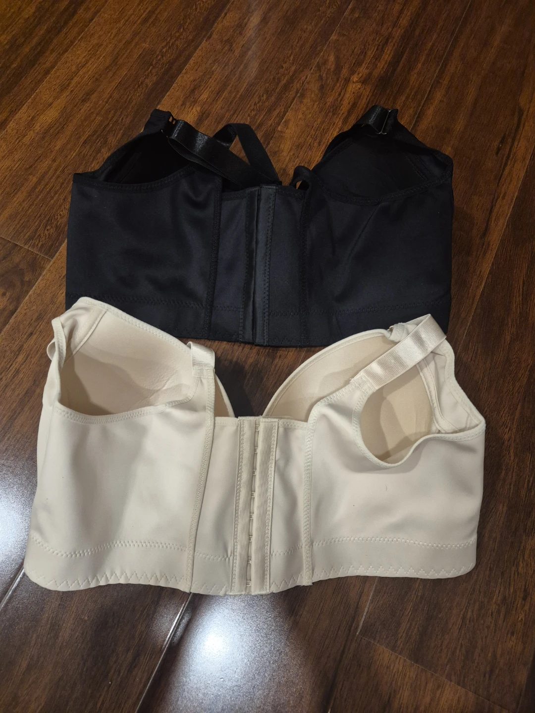 Two Bras - Black & Nude - Size 42/95D - photo 4