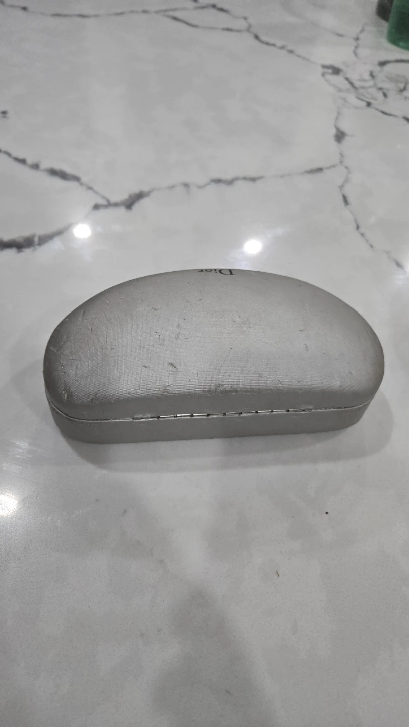 Vintage Y2K Christian Dior Sunglasses Case - Hard Clamshell - photo 4
