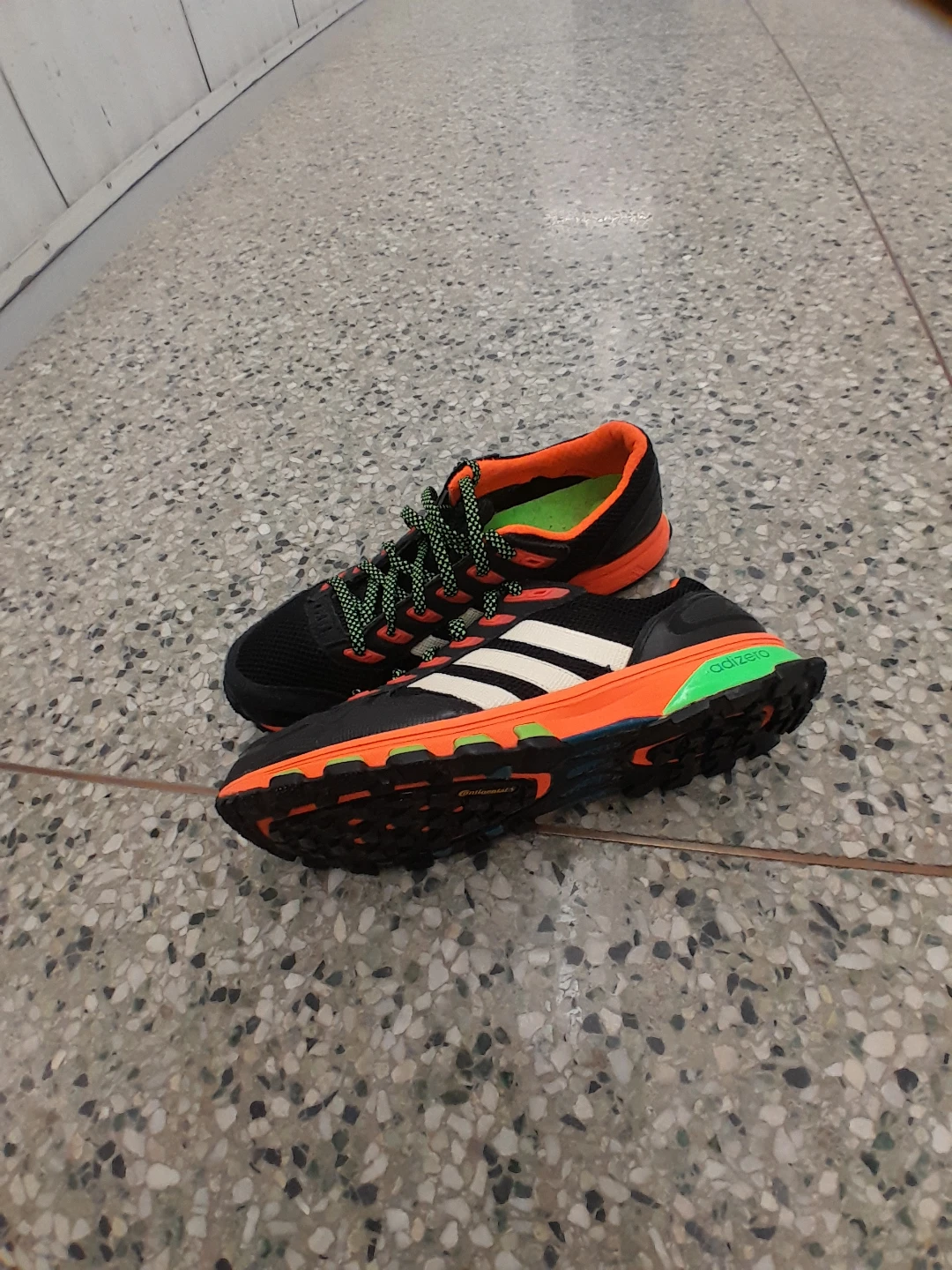 Adidas Running Shoes Men's Size 8 - photo 3