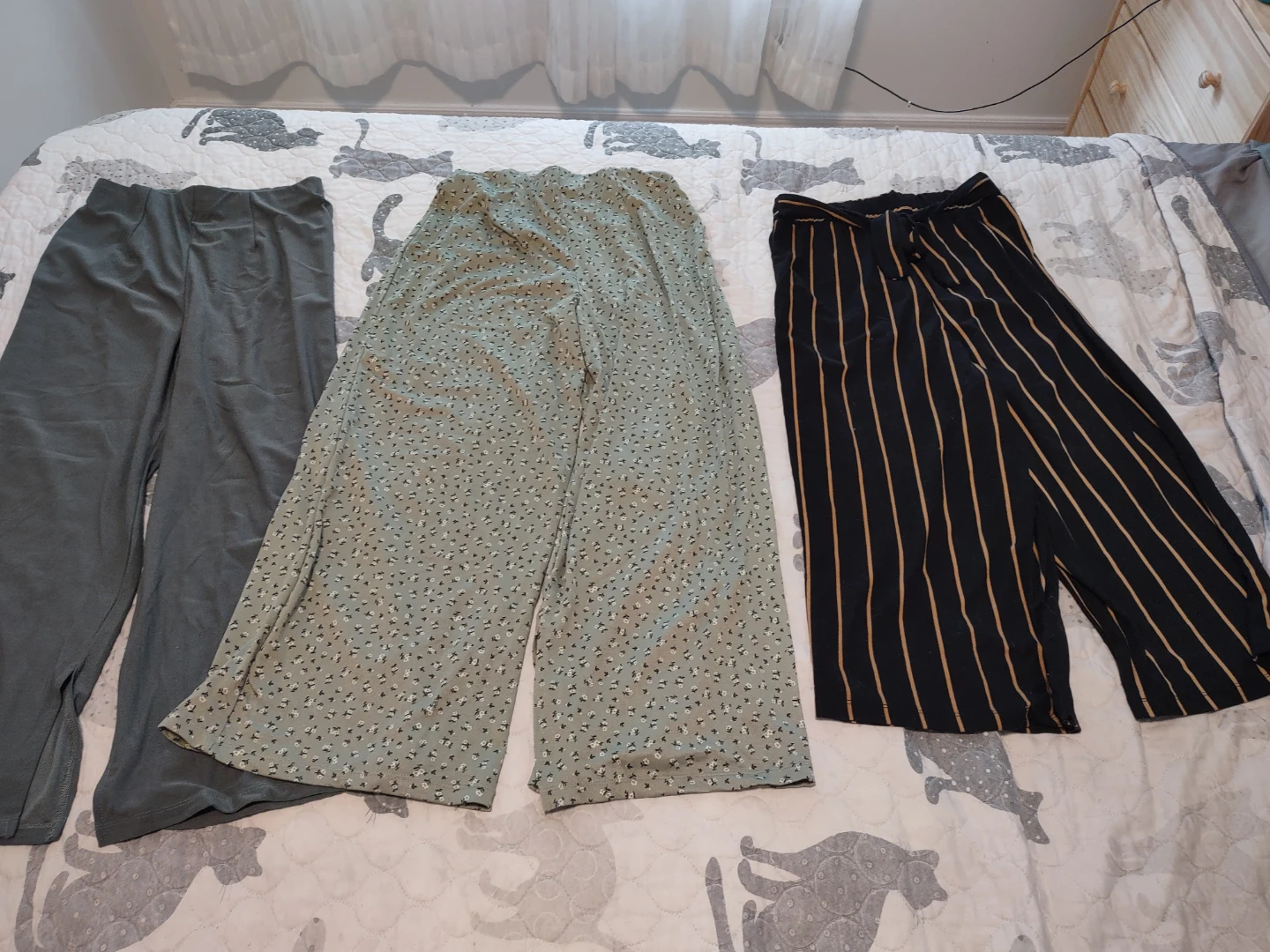 Women's Clothing and Shoes Bundle - photo 5
