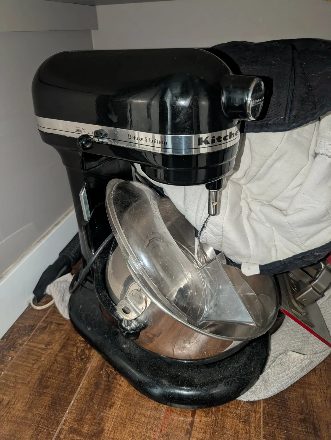 KitchenAid Deluxe 5 Edition Stand Mixer
