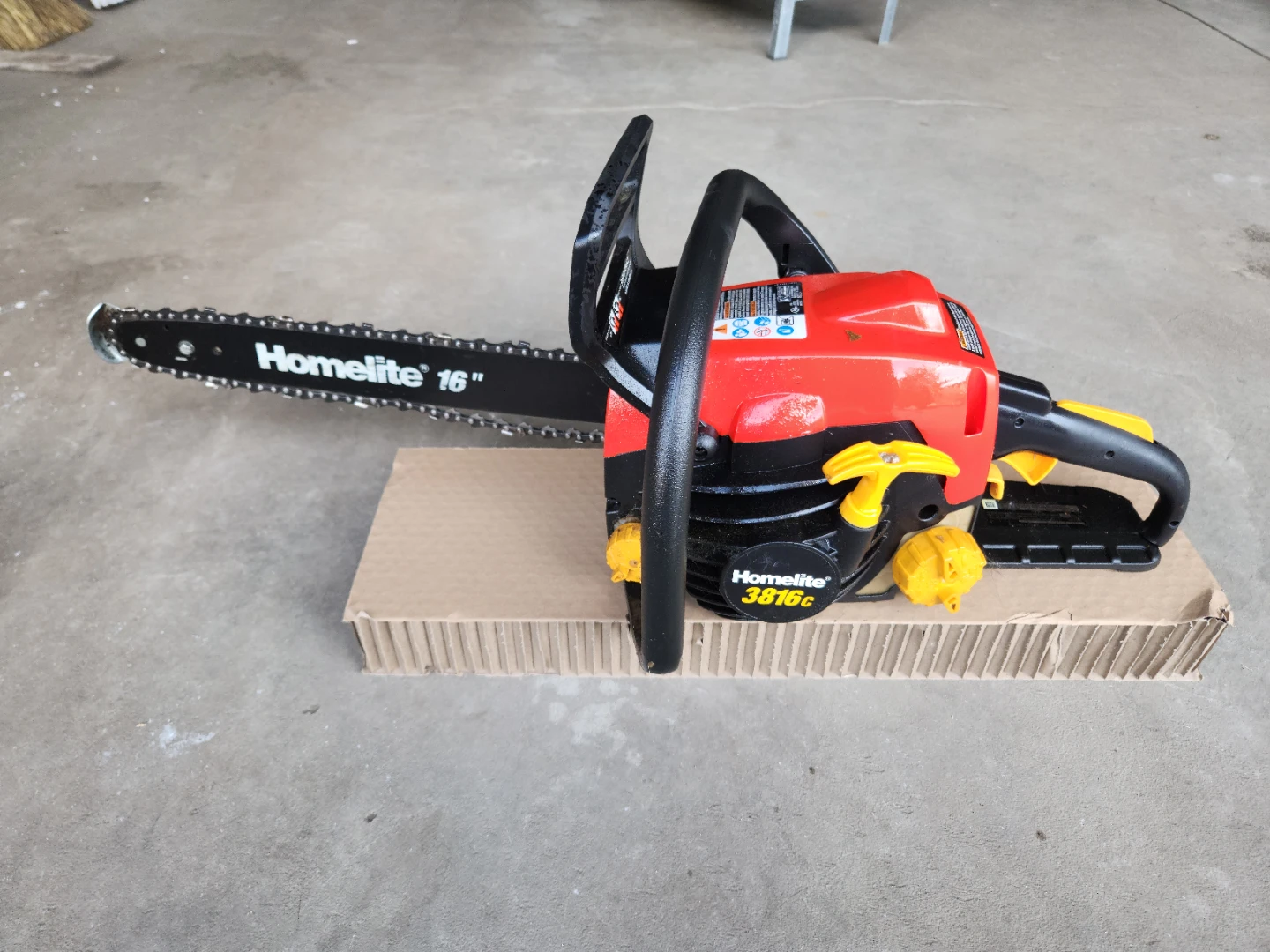 Homelite 3816C 16" Chainsaw