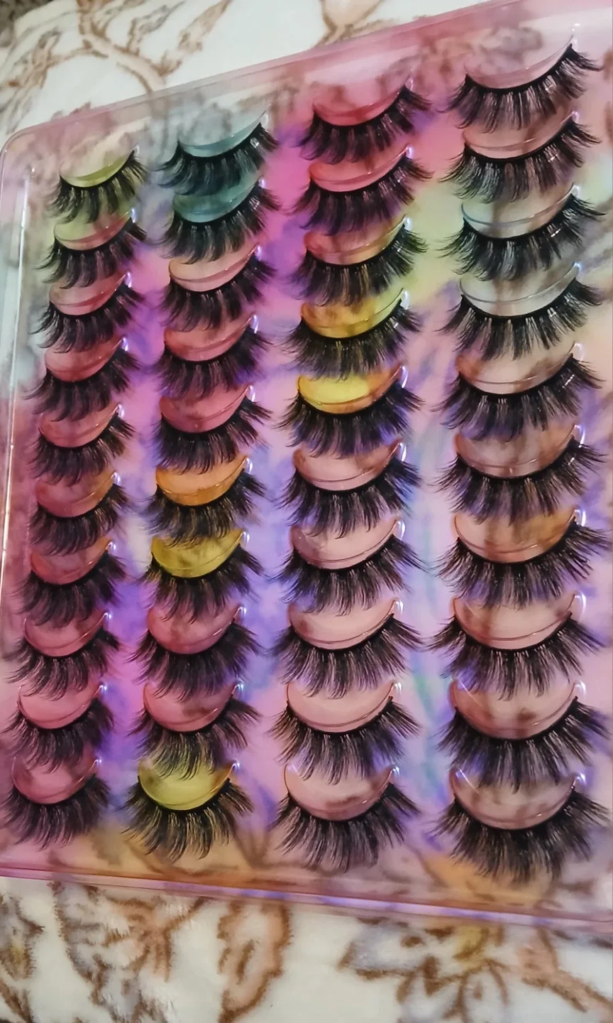 False Eyelashes Set with Adhesive and Applicator Tools - photo 2
