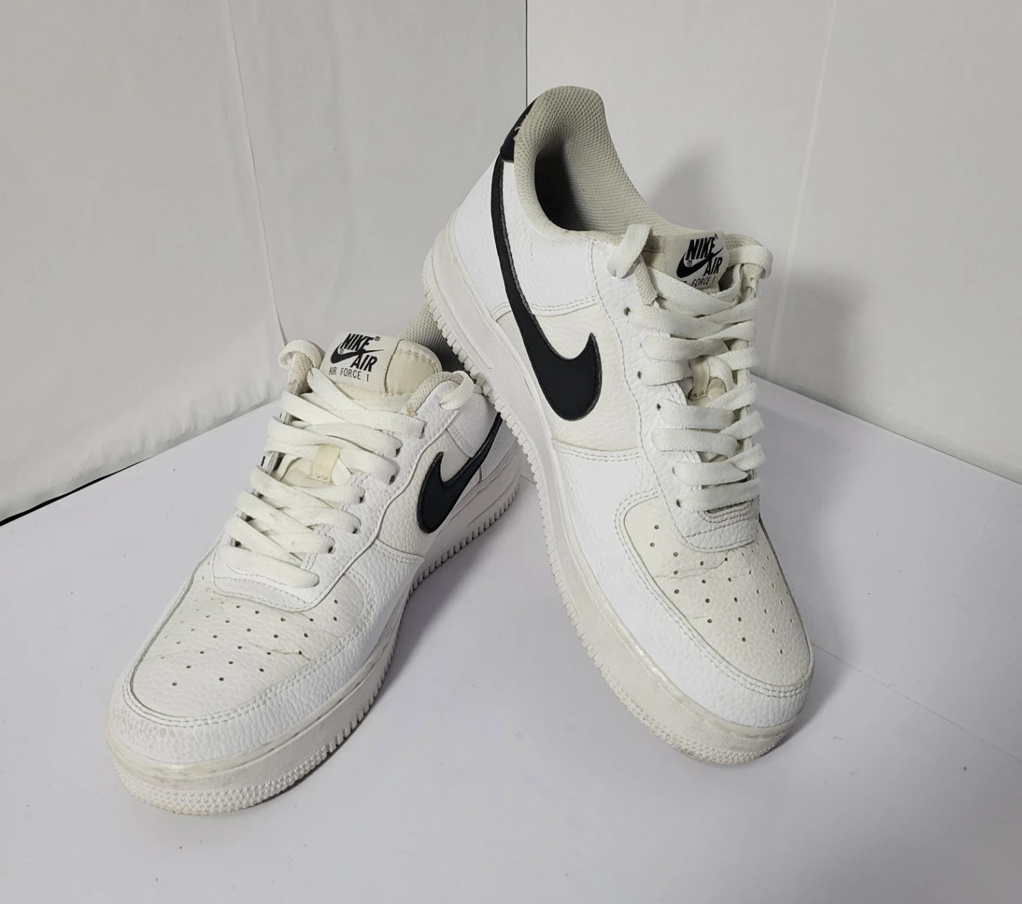Nike Air Force 1 White Black Sneakers, size 9,5 (78) - photo 2