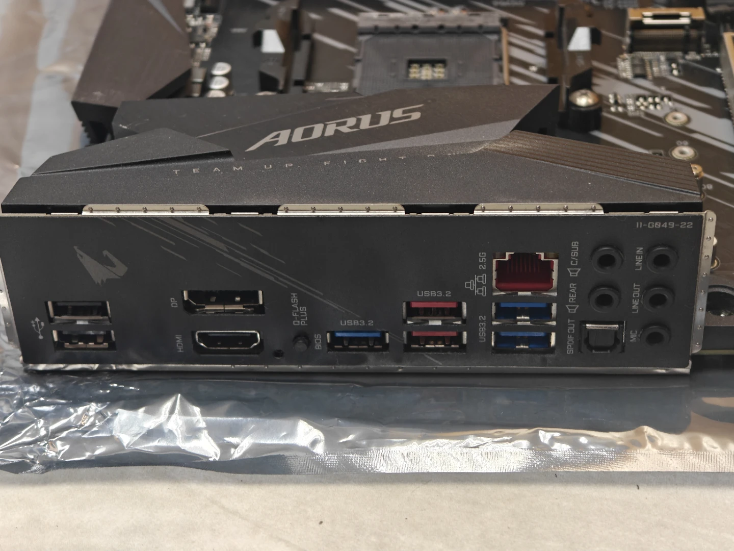 Gigabyte B550 Aorus Elite V2 AM4 - photo 2