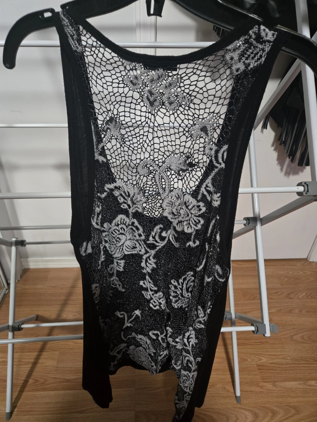 Women's Embellished Cross Tank Top - photo 2