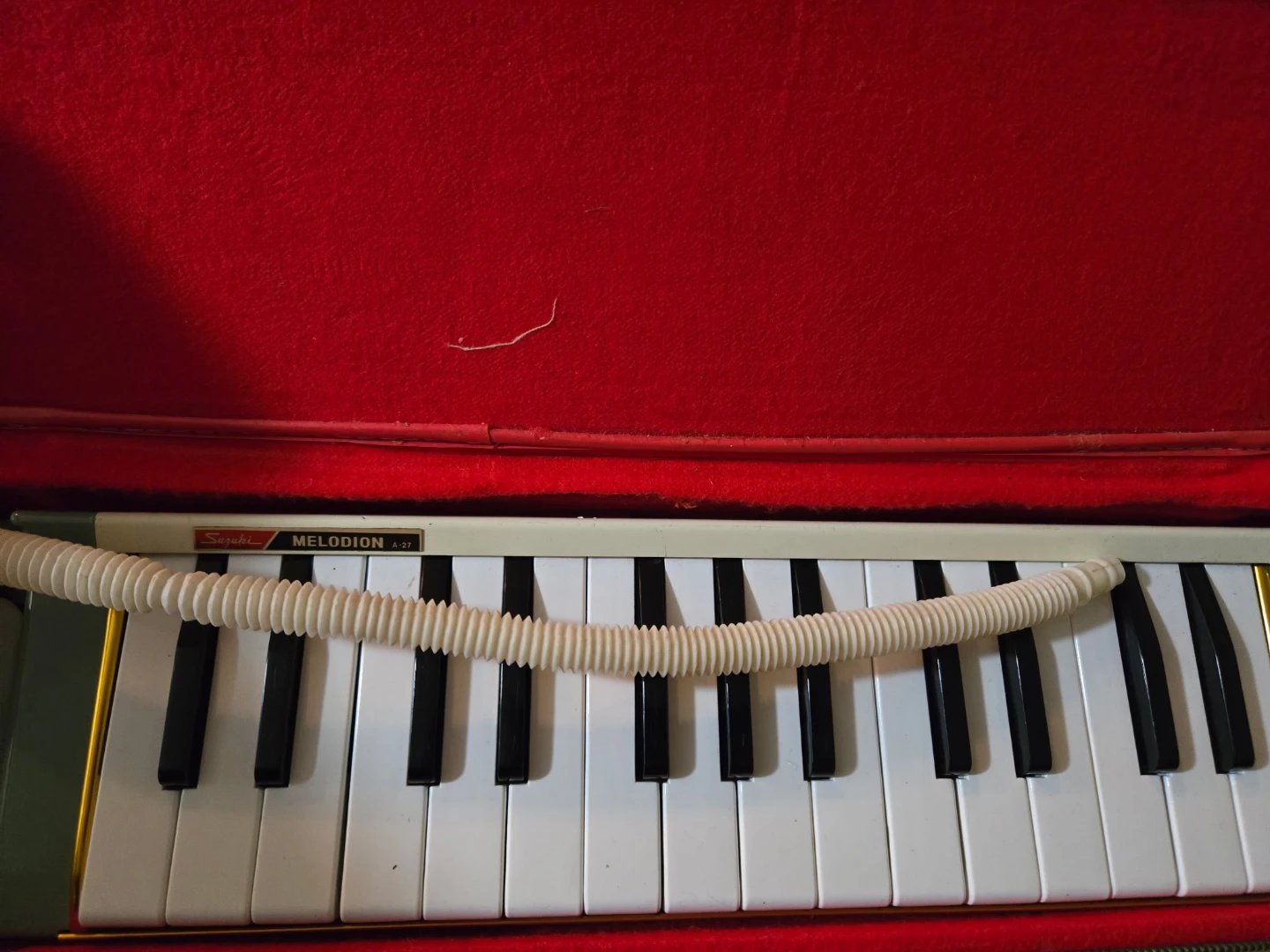 Suzuki Melodion A-27 Keyboard with Case - photo 4