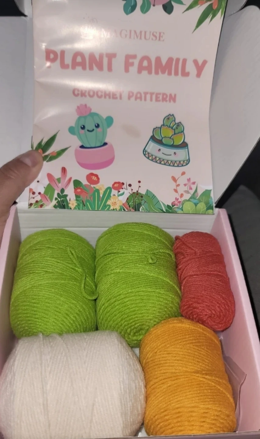 New Plant Family Crochet Kit - photo 3
