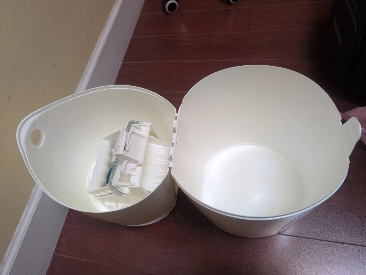 Playtex Diaper Genie Complete Diaper Pail - photo 3