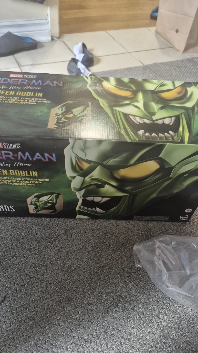 Marvel Legends Green Goblin Helmet - photo 2