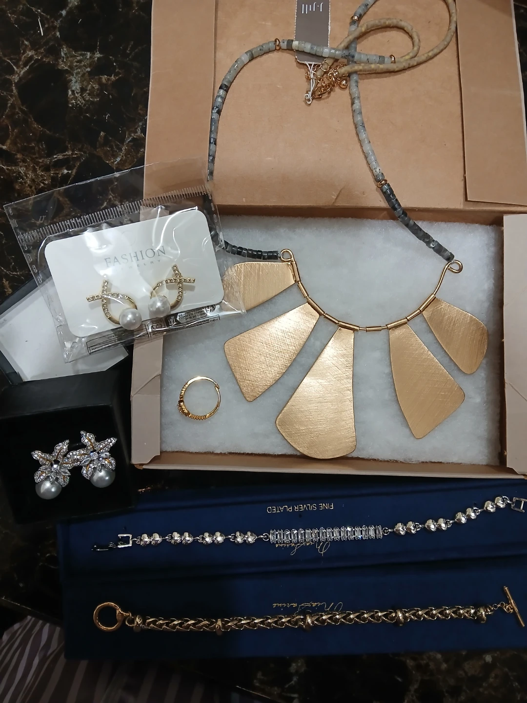 Jewellery Set Necklace earring bracelet ring