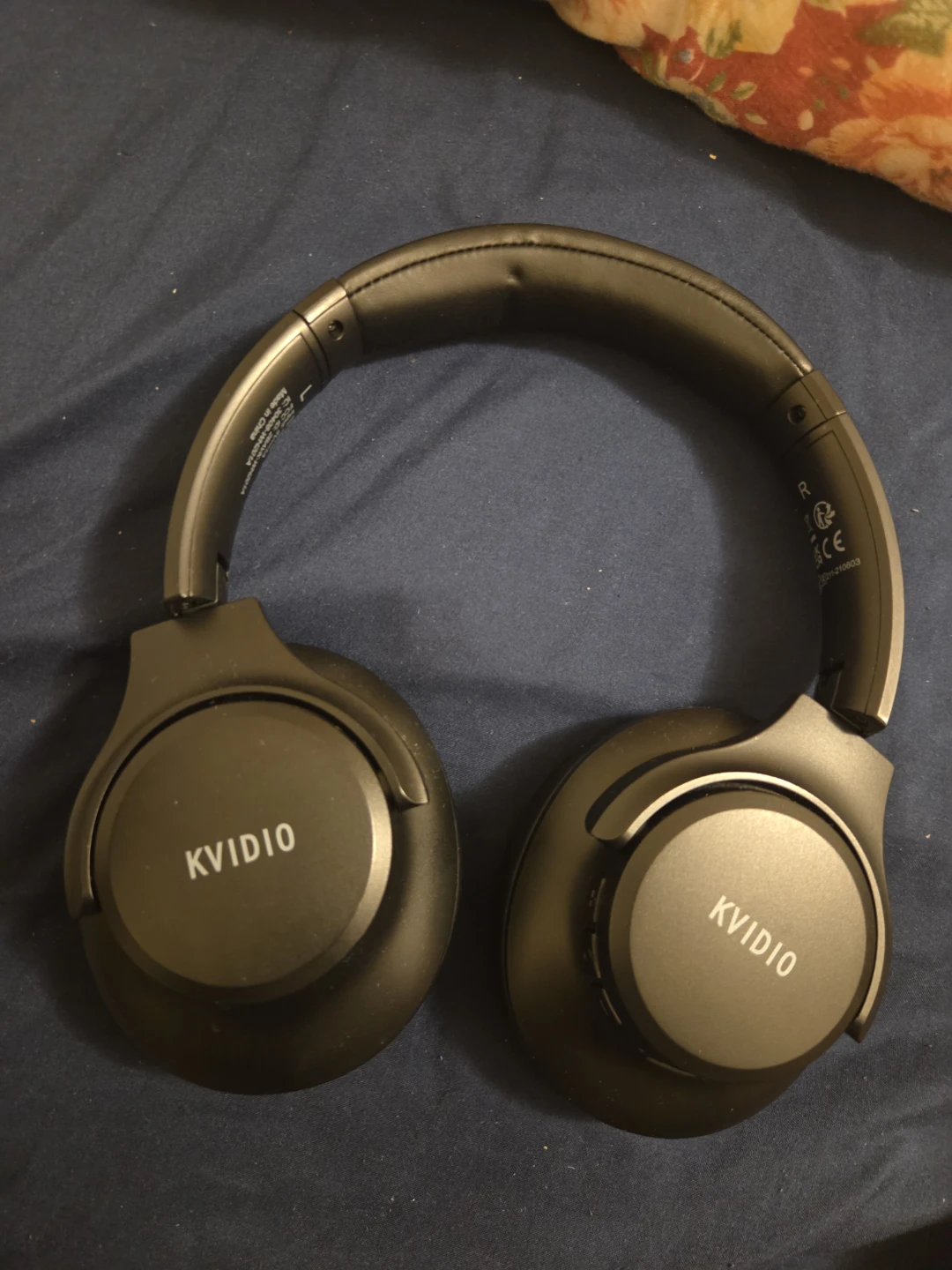 KVIDIO Wireless Headphones with Microphone and Deep Bass - photo 2