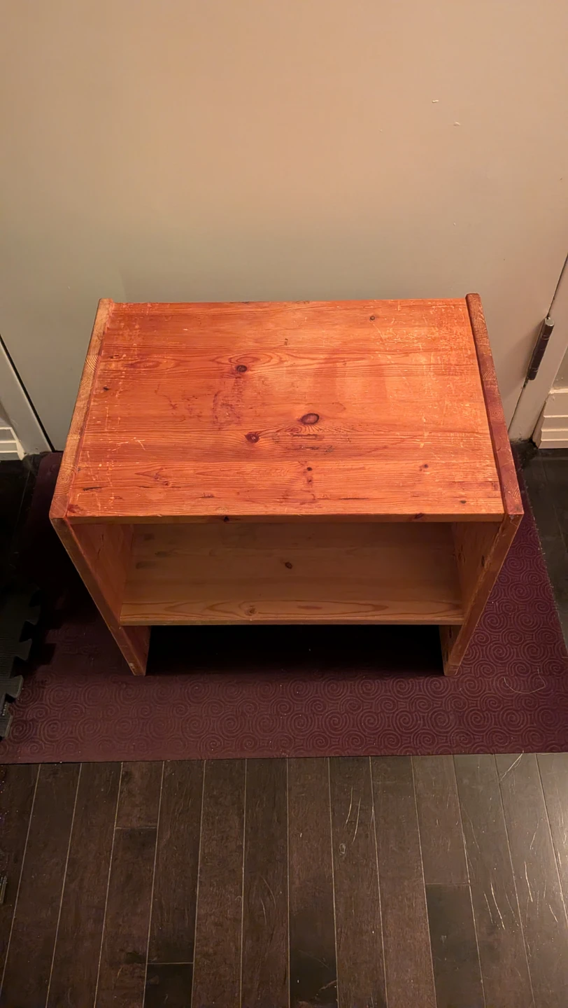 Solid Pine End Table / Nightstand - photo 2