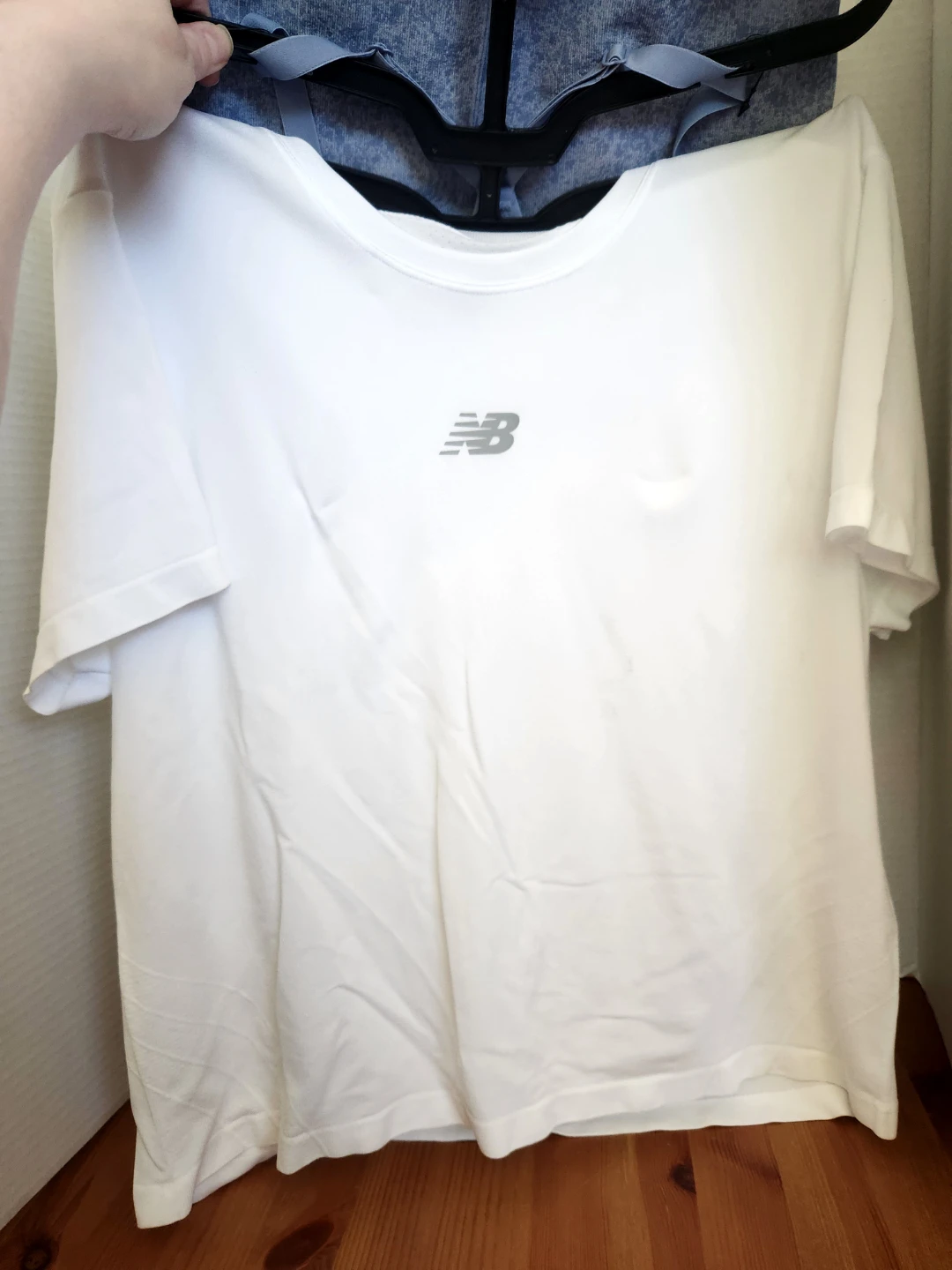 NEW ~ New Balance Women's 3 Pc. Athletic Set  (L/G) - photo 3