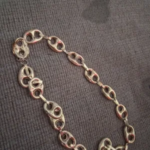 Gold Tone Puffed Bean Link Chain Necklace