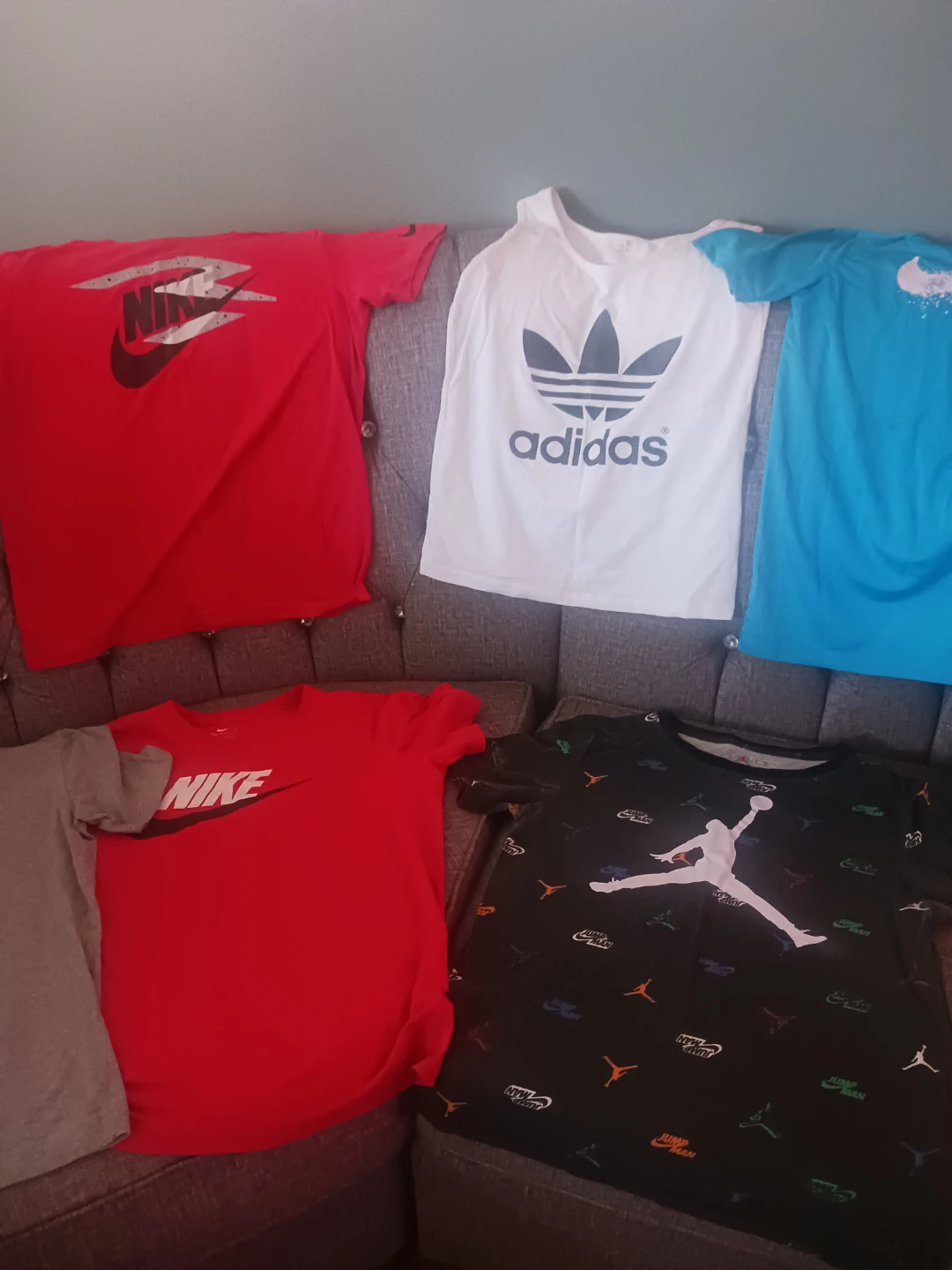 Boys T shirts and hoodies (size 10 -12 years )