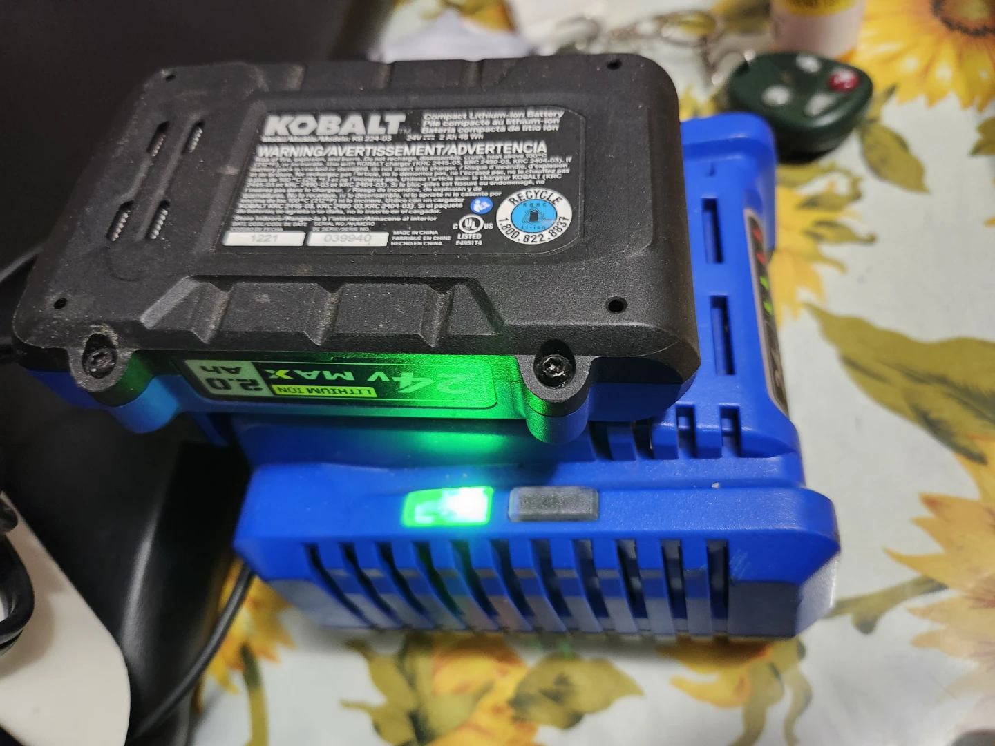 Kobalt 24V Max 2.0 Ah Lithium-Ion Battery and Charger