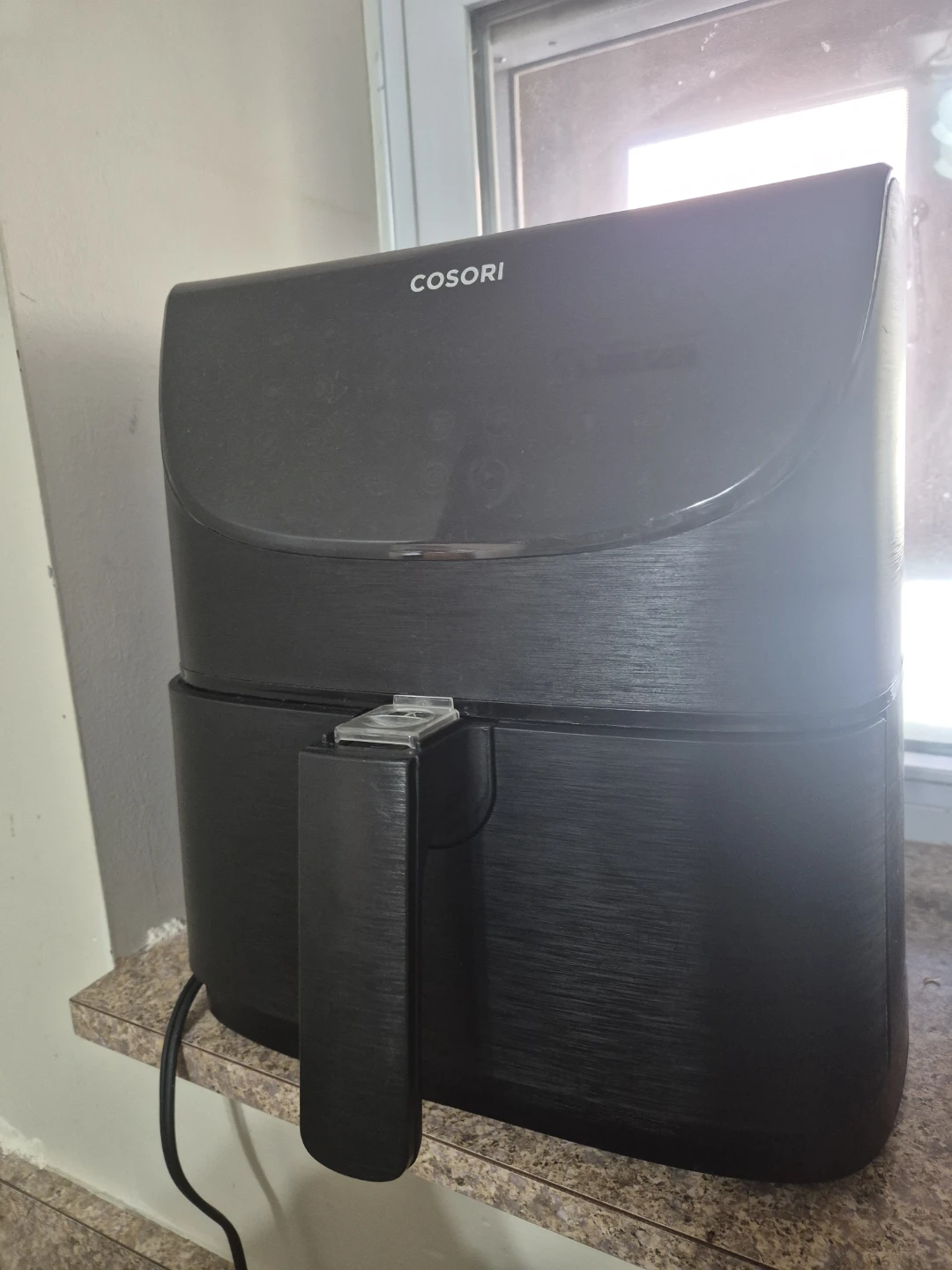 COSORI Air Fryer [Moving Sale] - photo 3