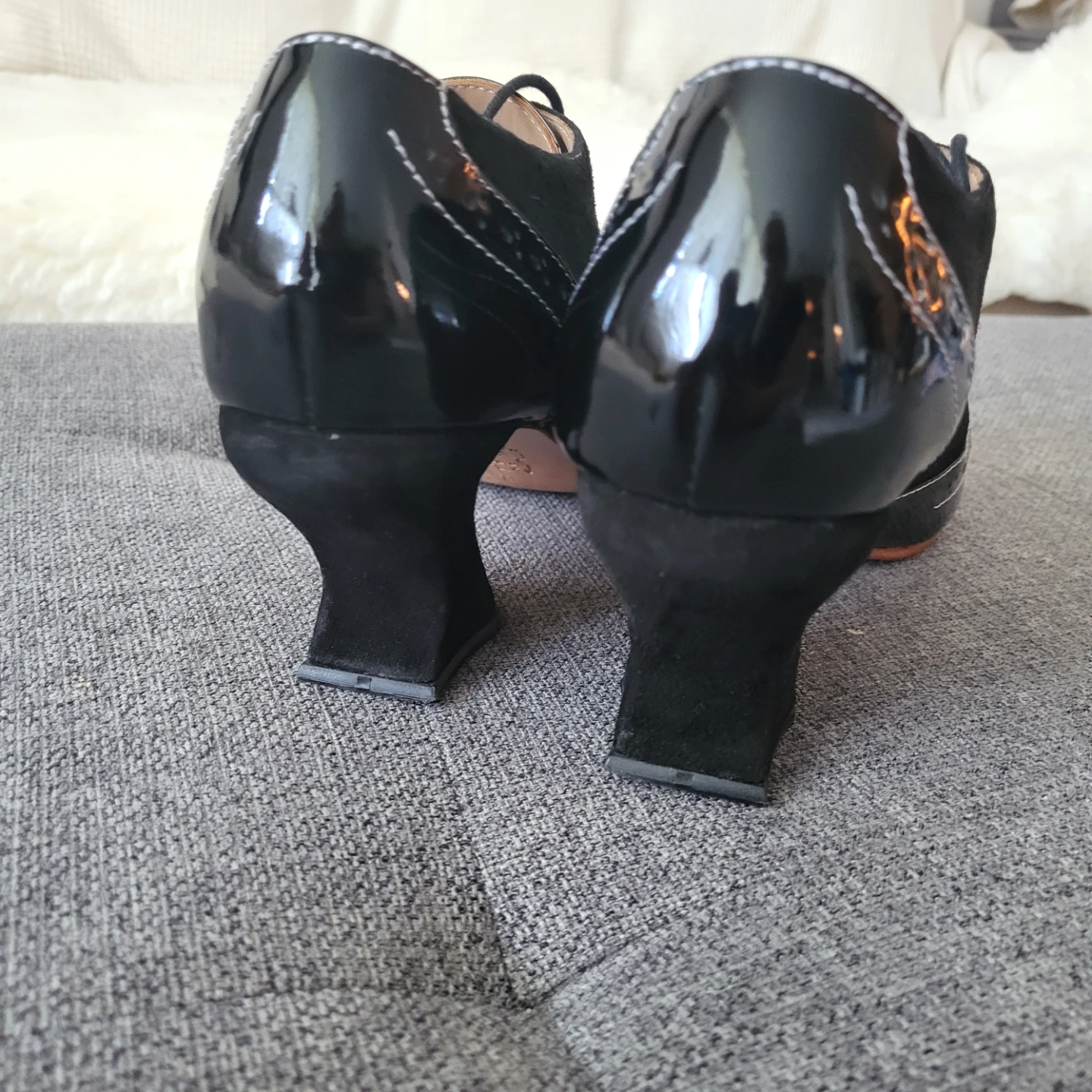 John Fluevog Nora Black Leather Wingtip Heels - photo 2