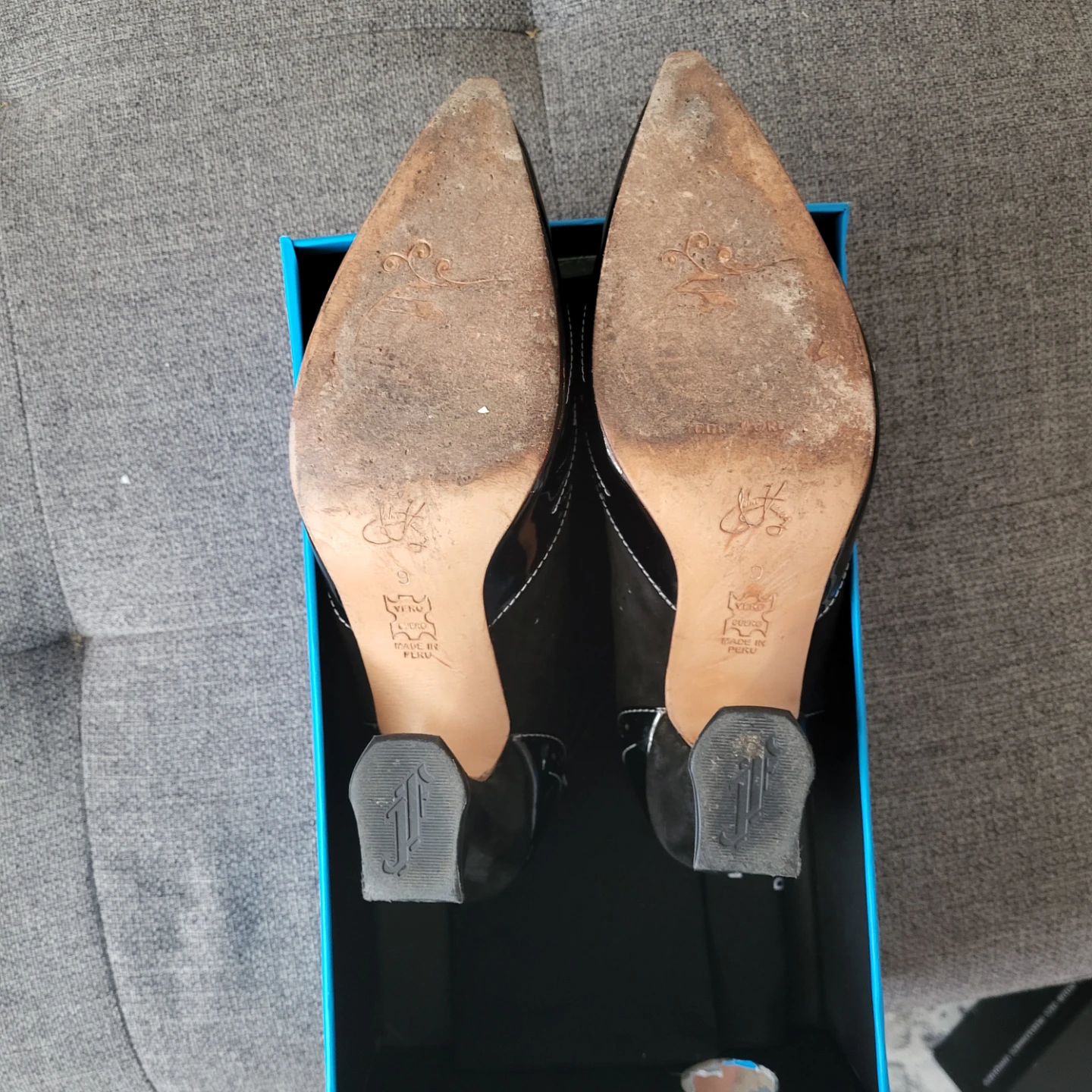 John Fluevog Nora Black Leather Wingtip Heels - photo 4