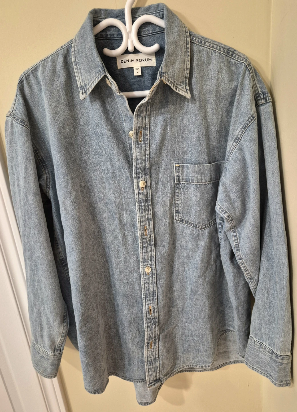 Aritzia top