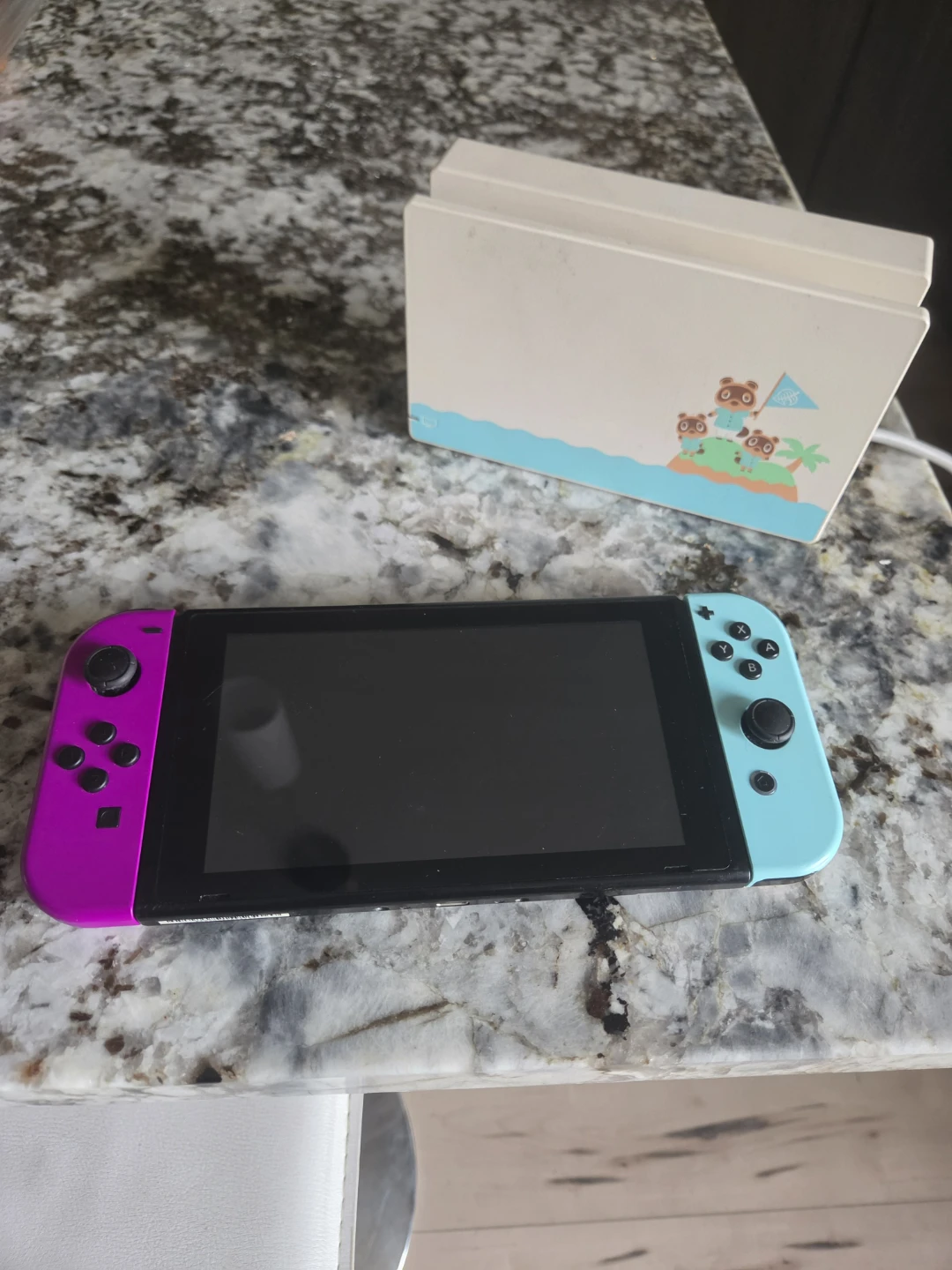 Nintendo switch, Comes with dock - photo 2