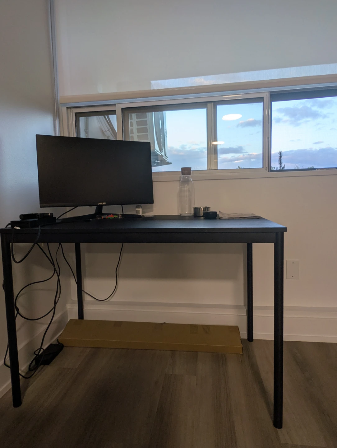 IKEA Sandsberg Desk - photo 2