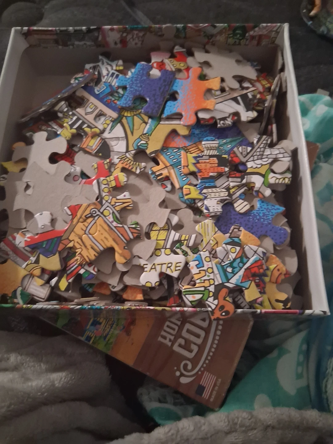 Charles Fazzino 300 Piece Puzzle - Master of 3D Pop Art - photo 2