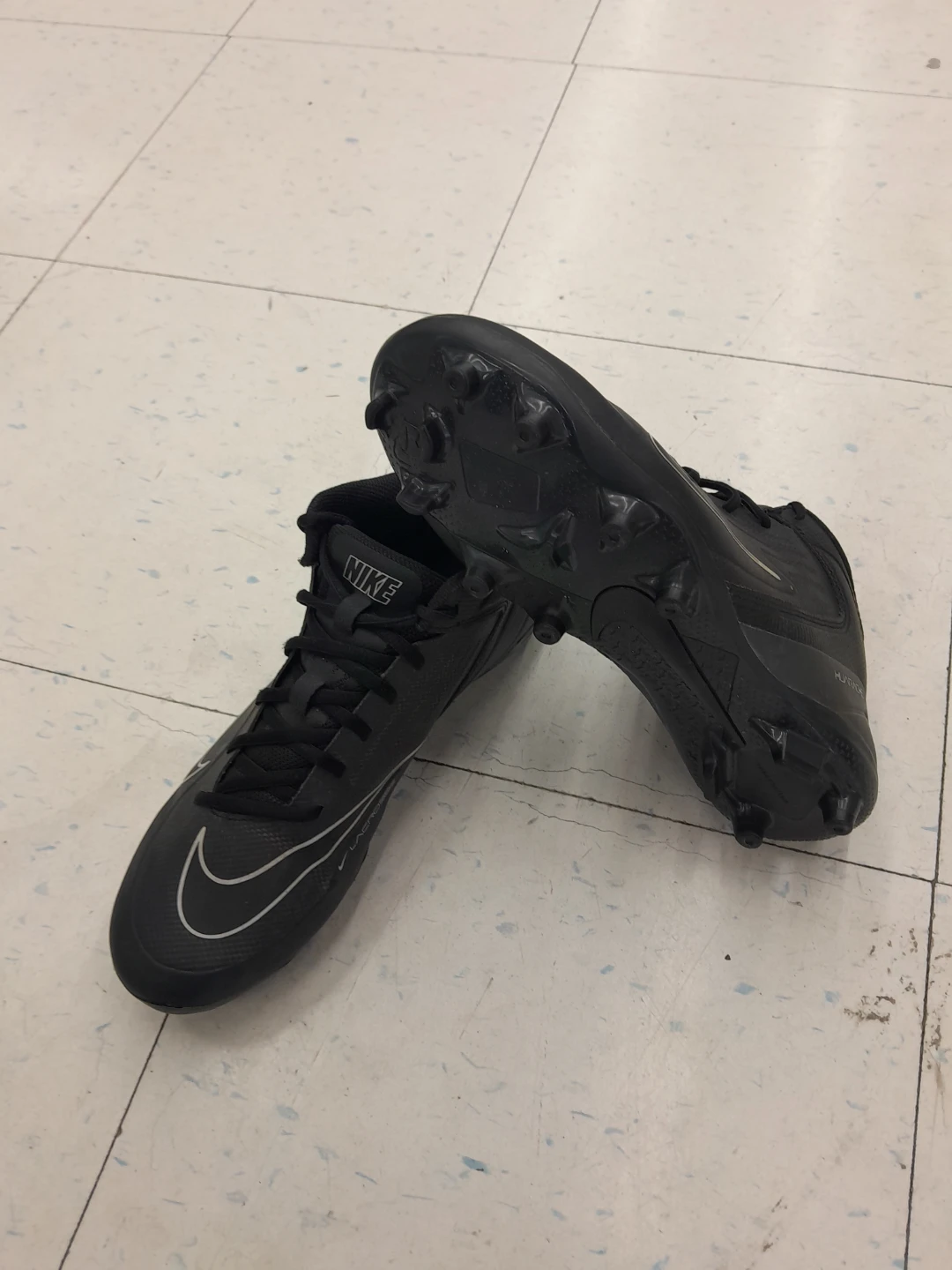 Nike Huarache Football Cleats Men's Size 8