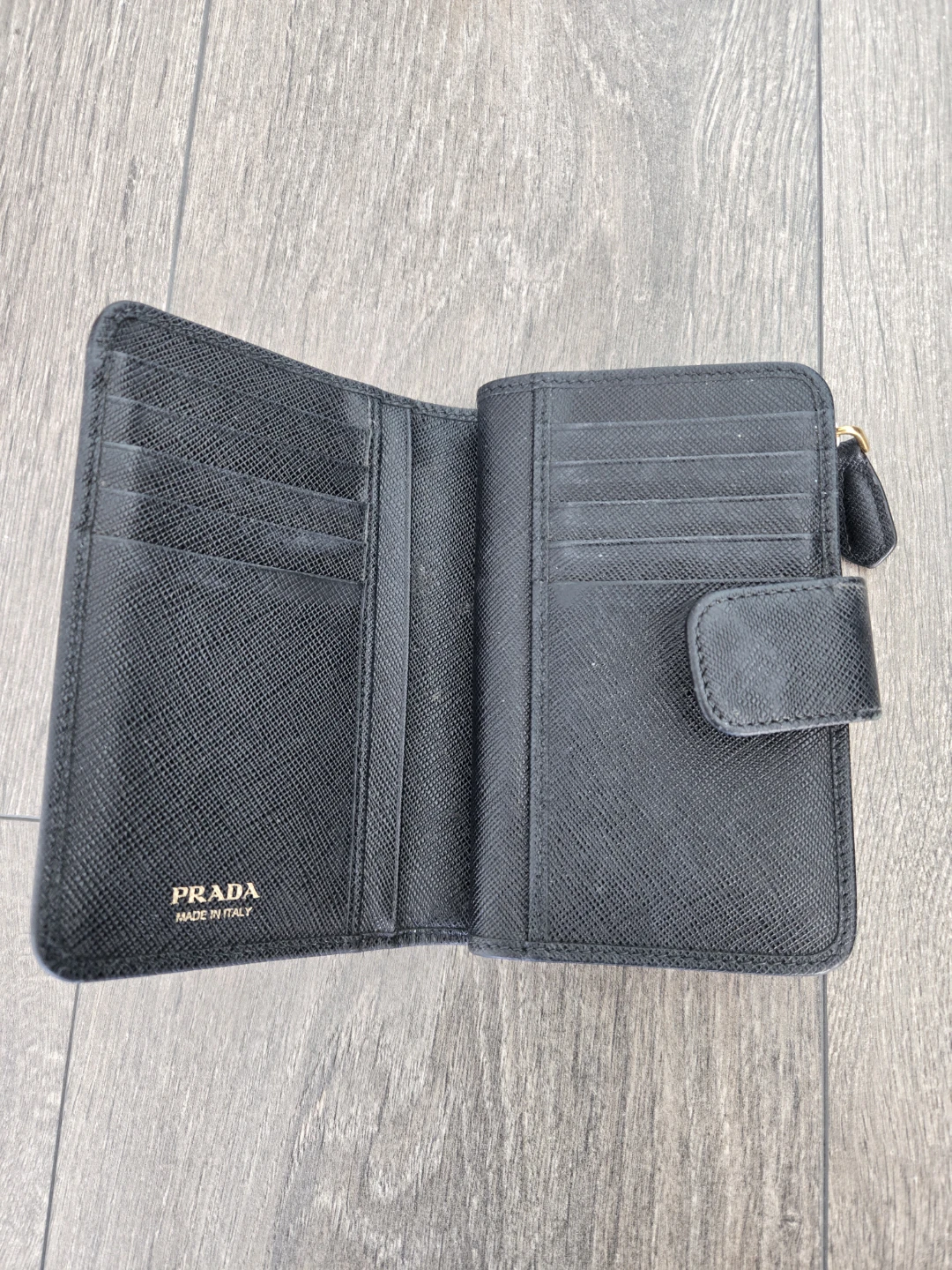 Prada Black Saffiano Leather Bi-Fold Wallet - photo 2