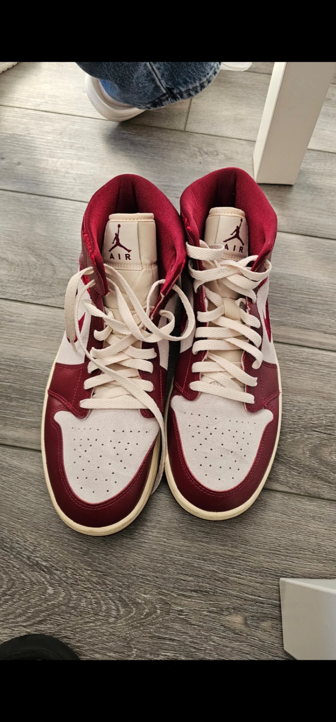 Air Jordan 1 Mid Sneakers - Burgundy/Cream - photo 5