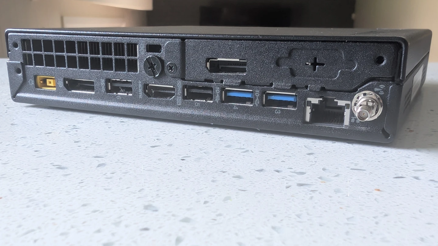 Lenovo ThinkCentre M720q Tiny Desktop PC - photo 4