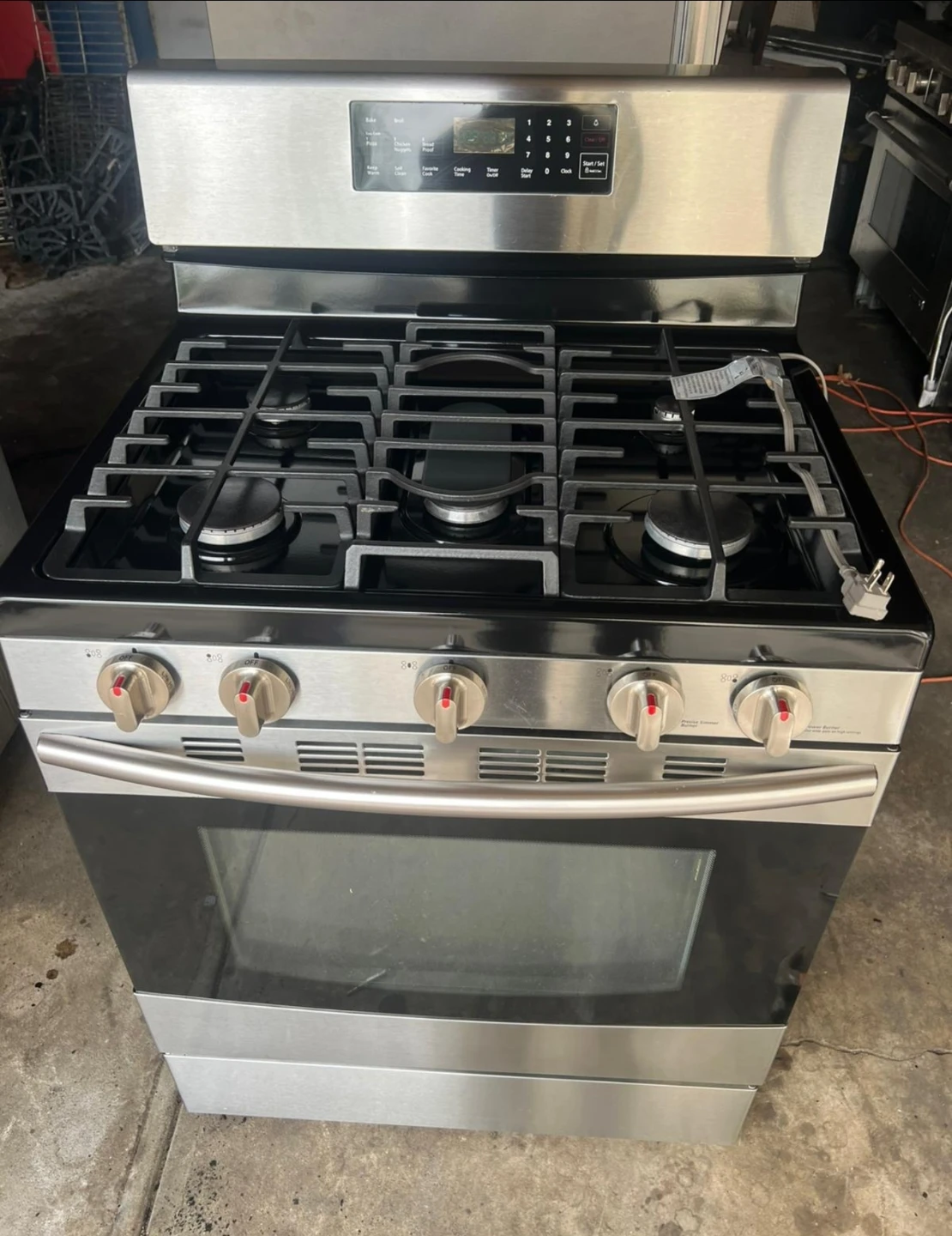 Samsung 30in Stainless steel gas stove
