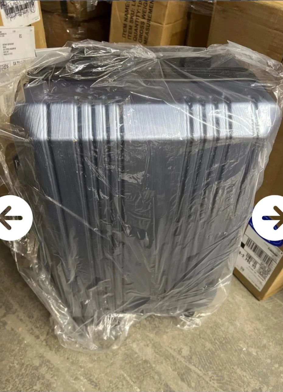 20" Carry-On Spinner Luggage - photo 5