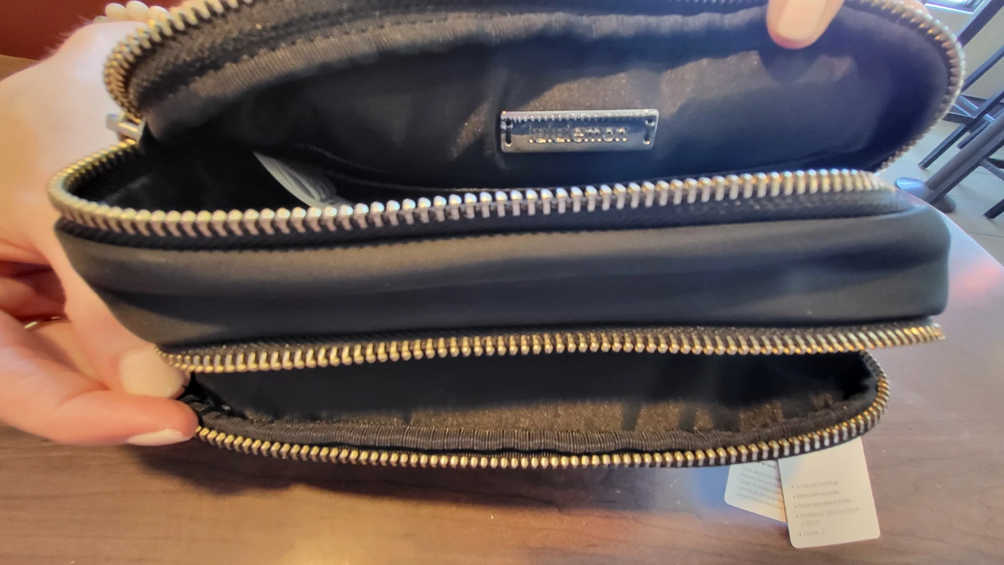 Lululemon Black Crossbody Bag - photo 2