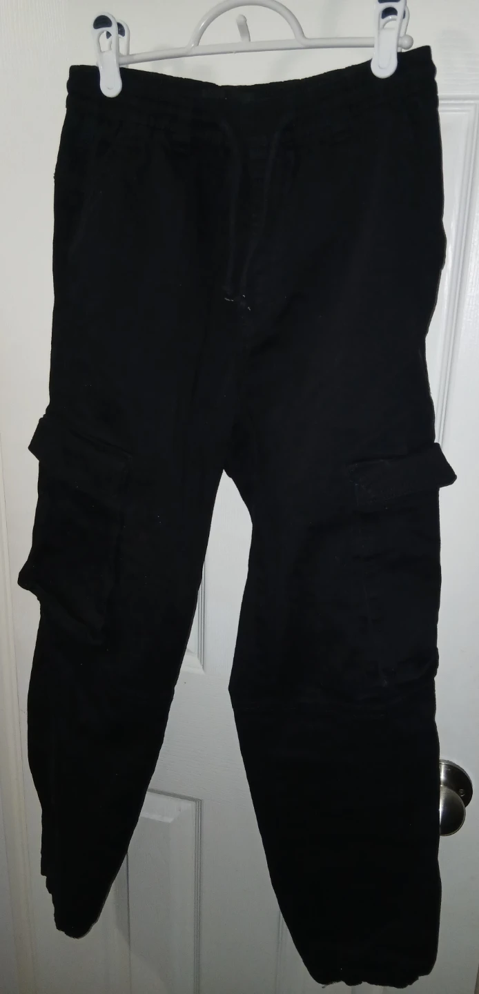 Refuge Black Cargo Pants - Size Small