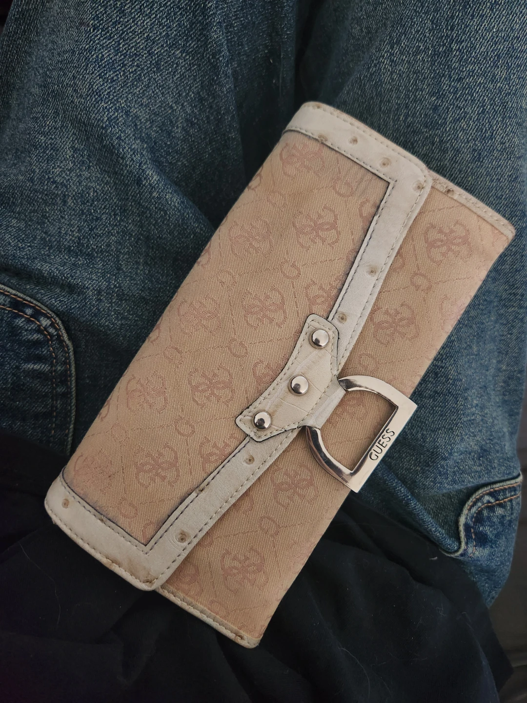 Vintage Guess Ostrich Wallet