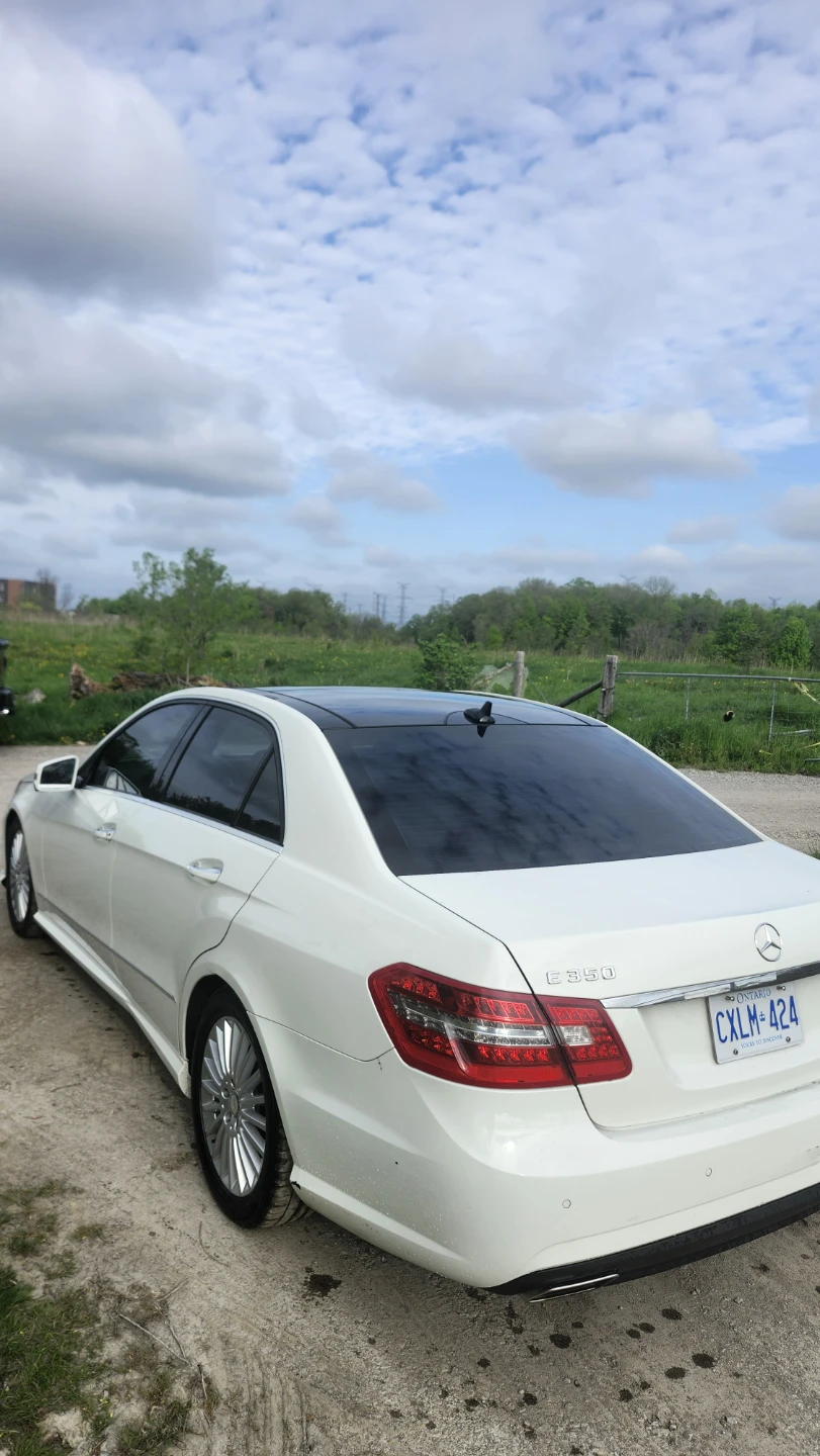 White Mercedes-Benz E350 Sedan - photo 3