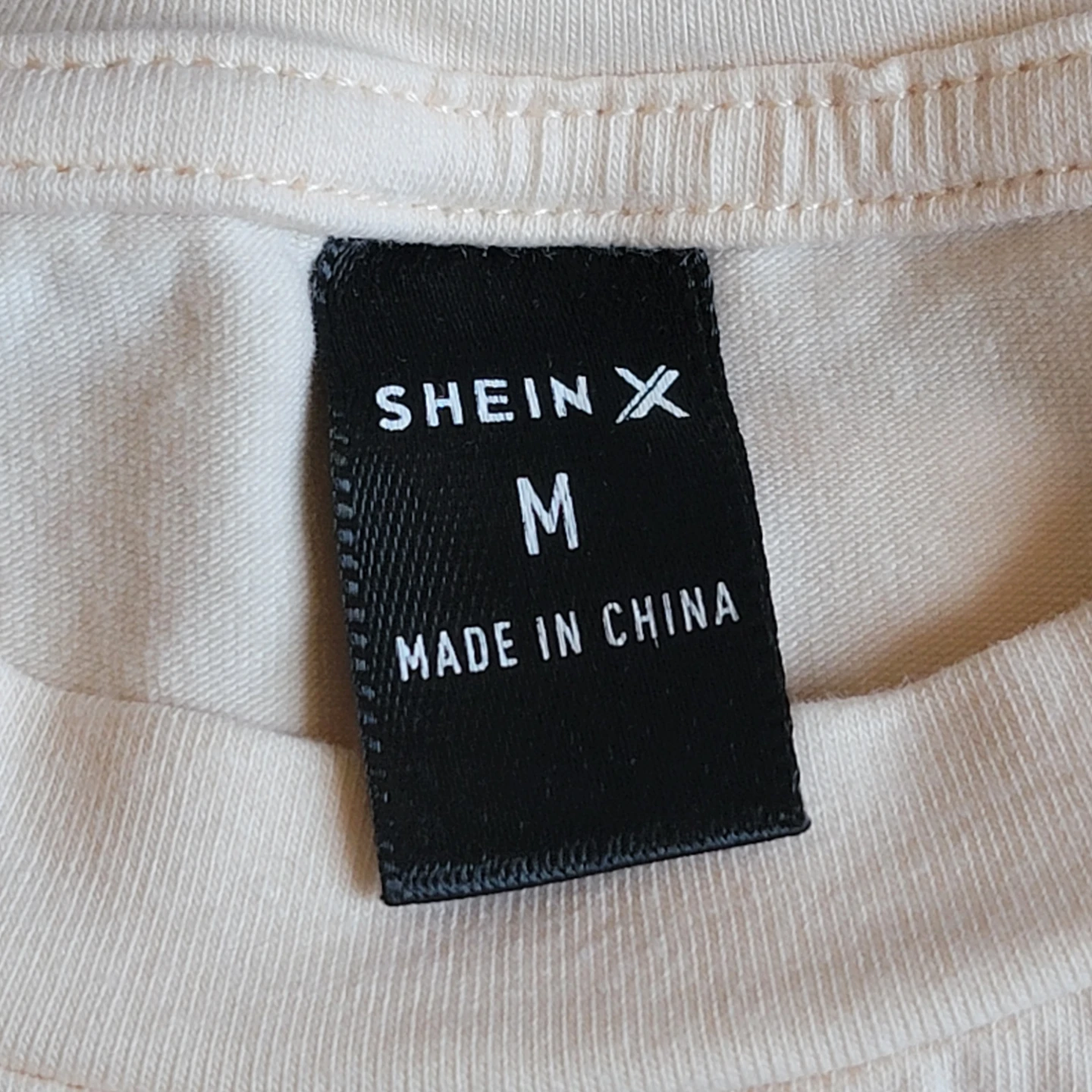 SHEIN X Graphic Crop Top - photo 5
