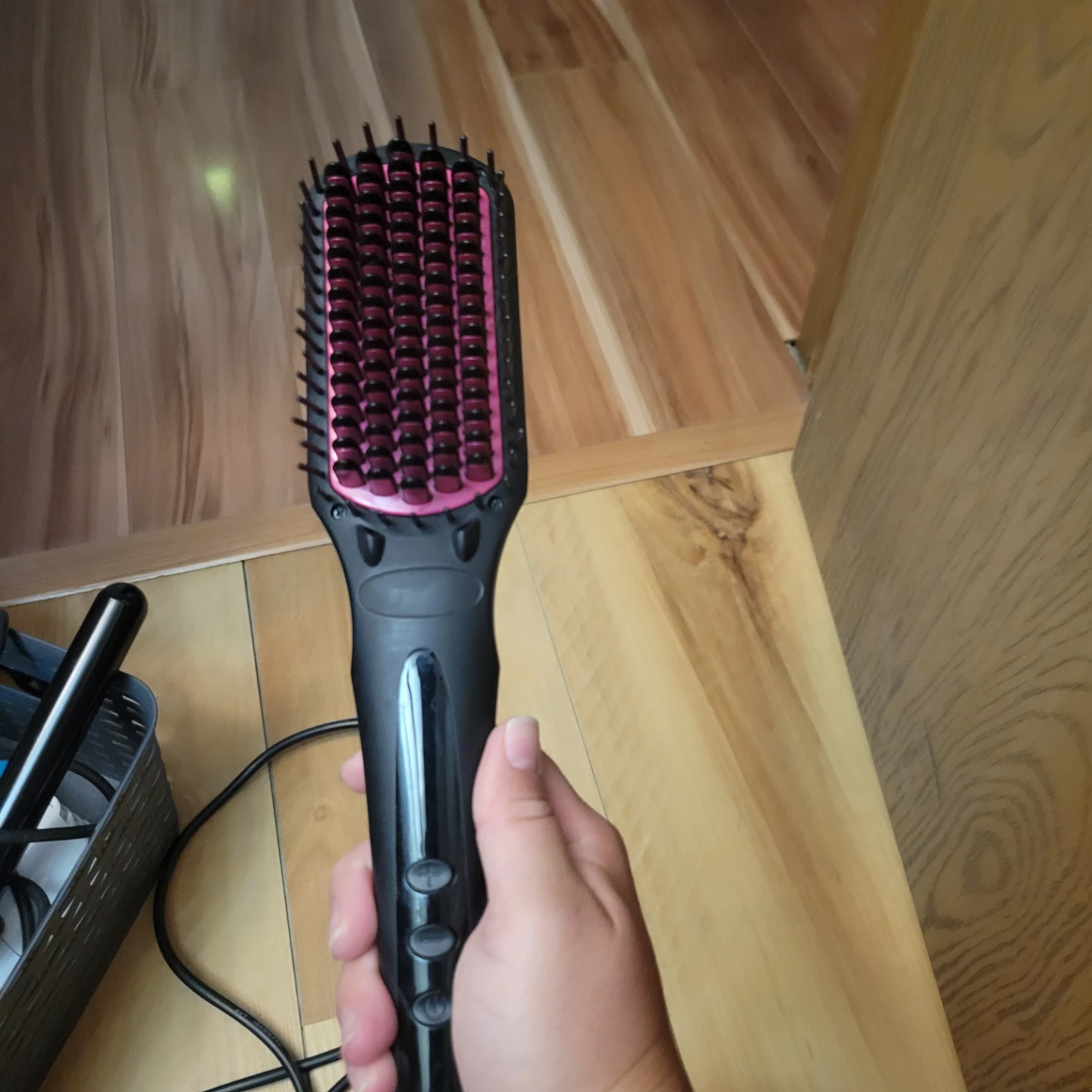 Black Hair Straightening Brush
