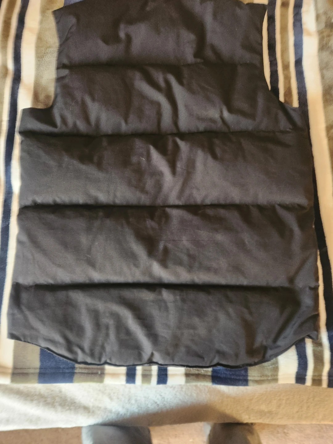Canada Goose Black Puffer Vest - Size LG - photo 4